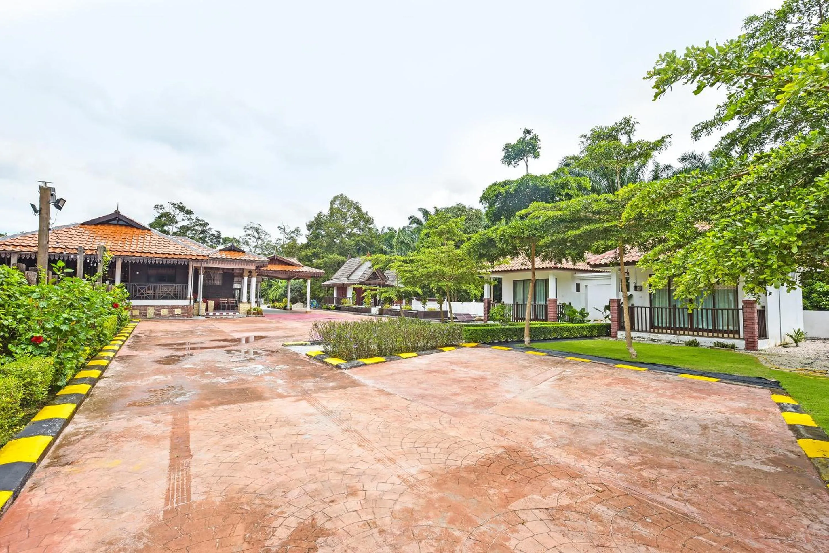 Facade/entrance in Hotel O Jentayu Homestay Pontian