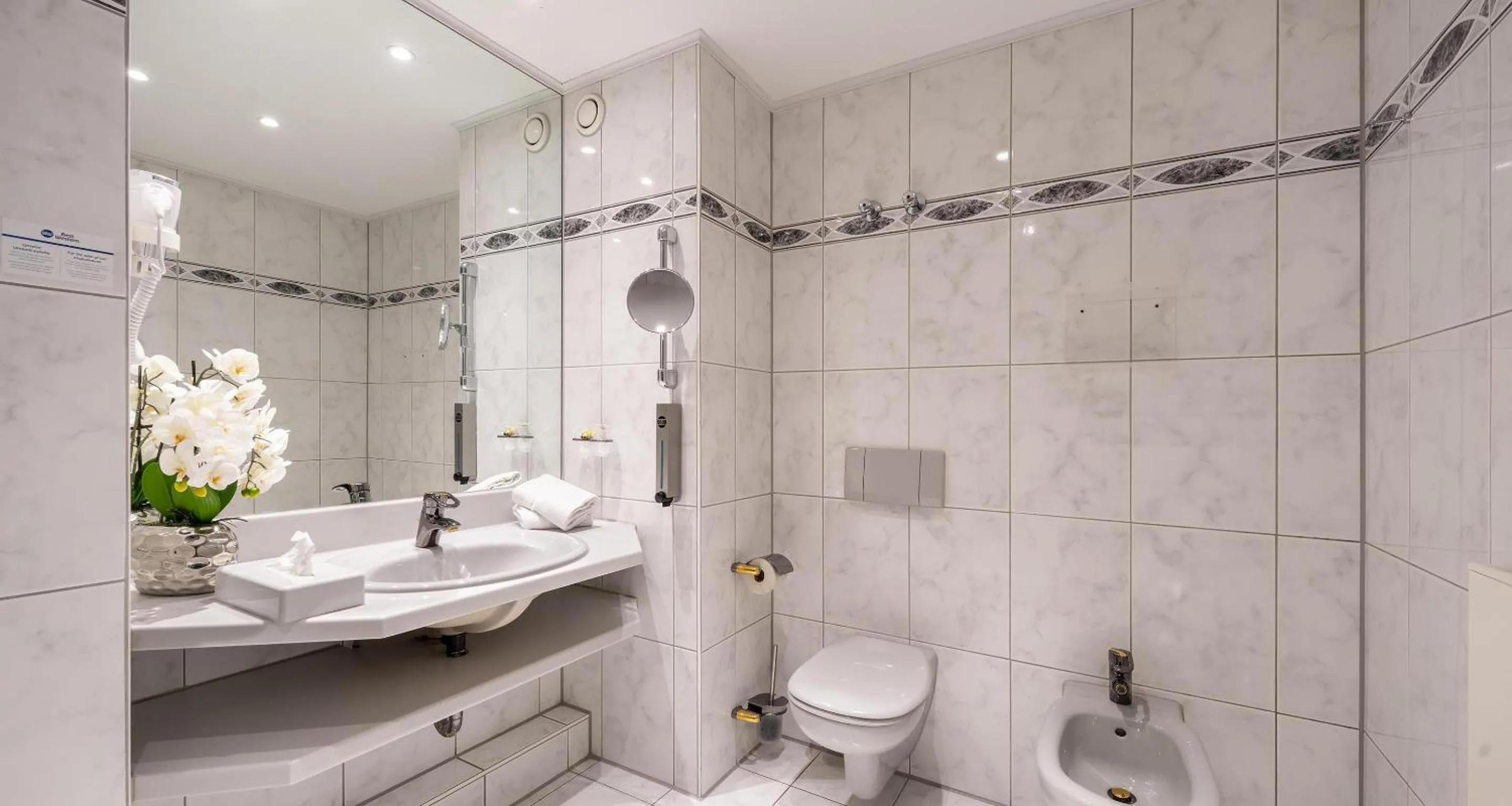 Photo of the whole room in Best Western Plaza Hotel Zwickau