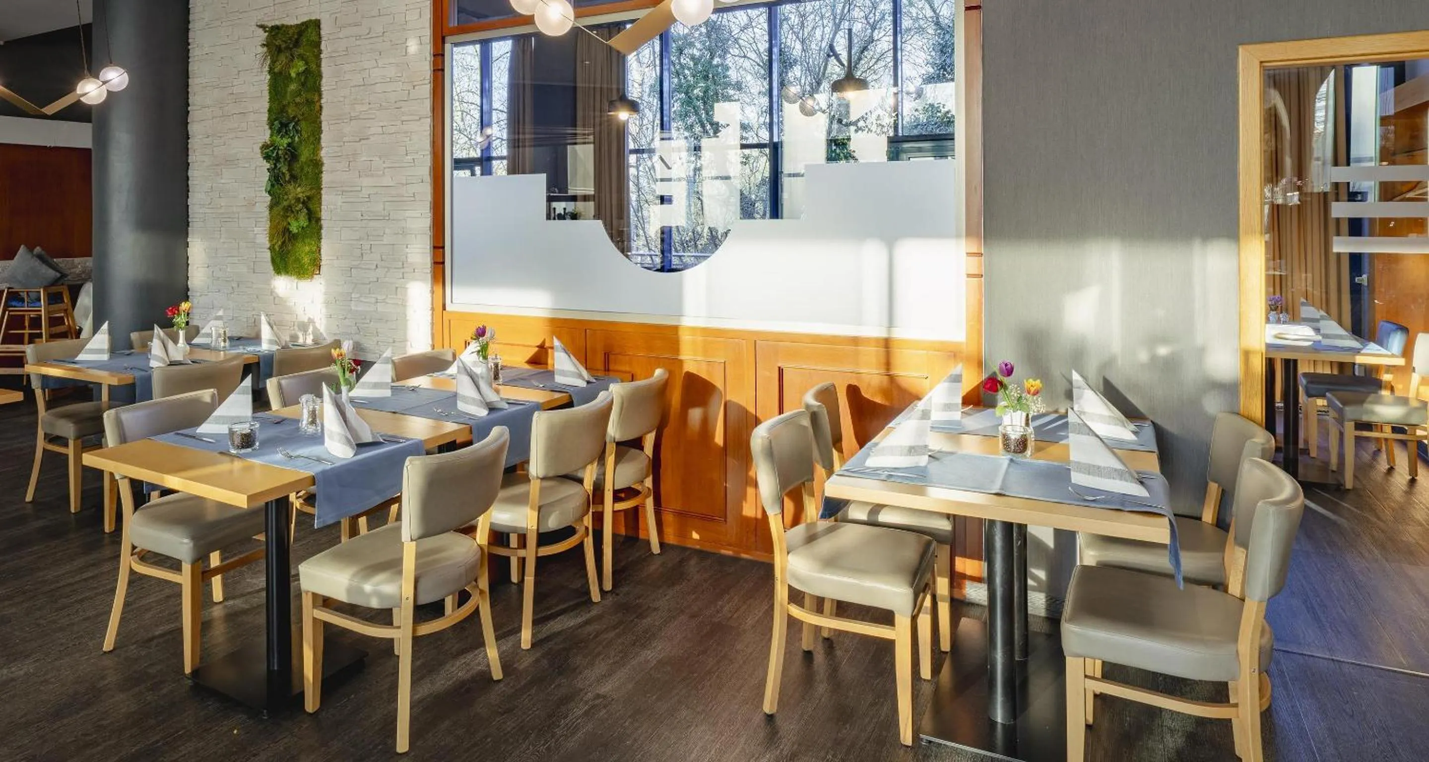 Restaurant/places to eat in Best Western Plaza Hotel Zwickau