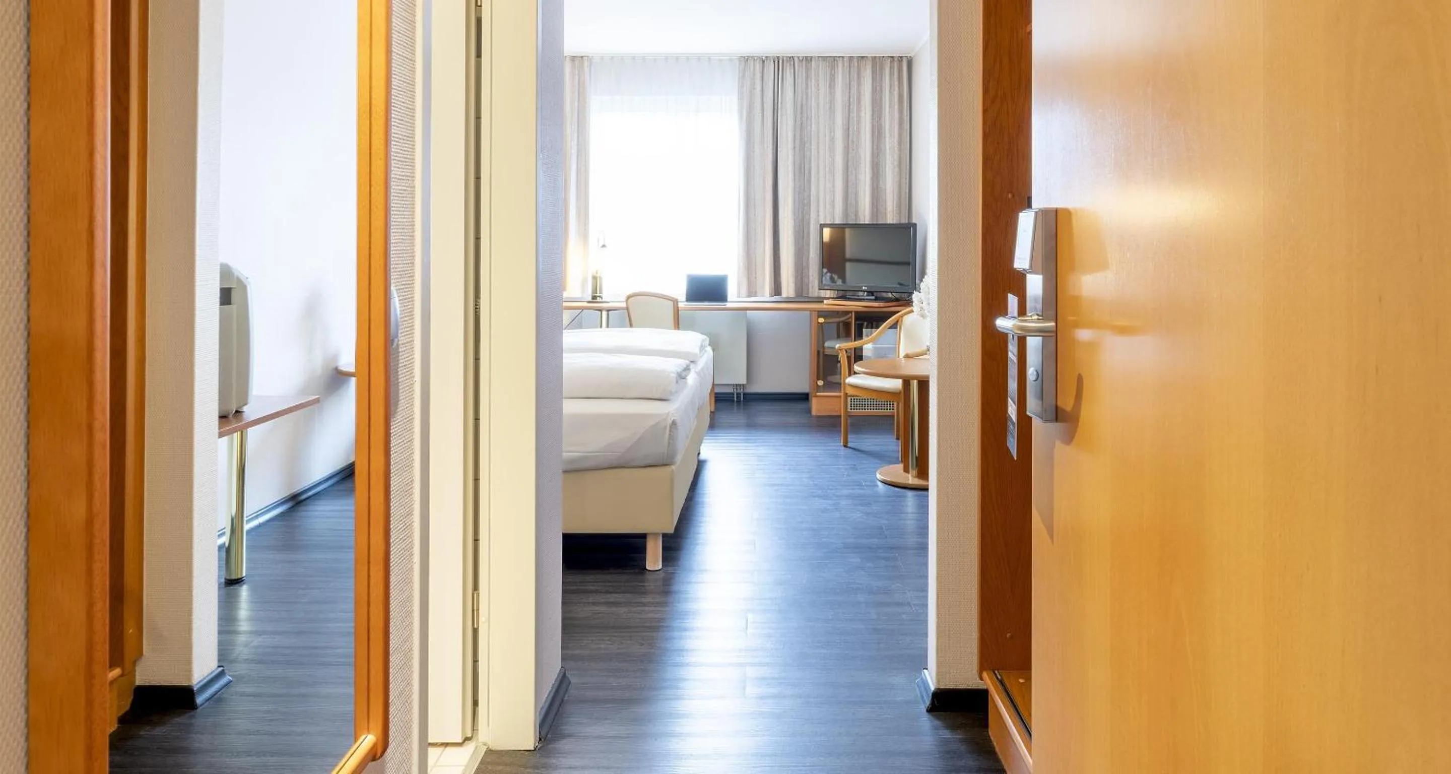 Bedroom, Bed in Best Western Plaza Hotel Zwickau