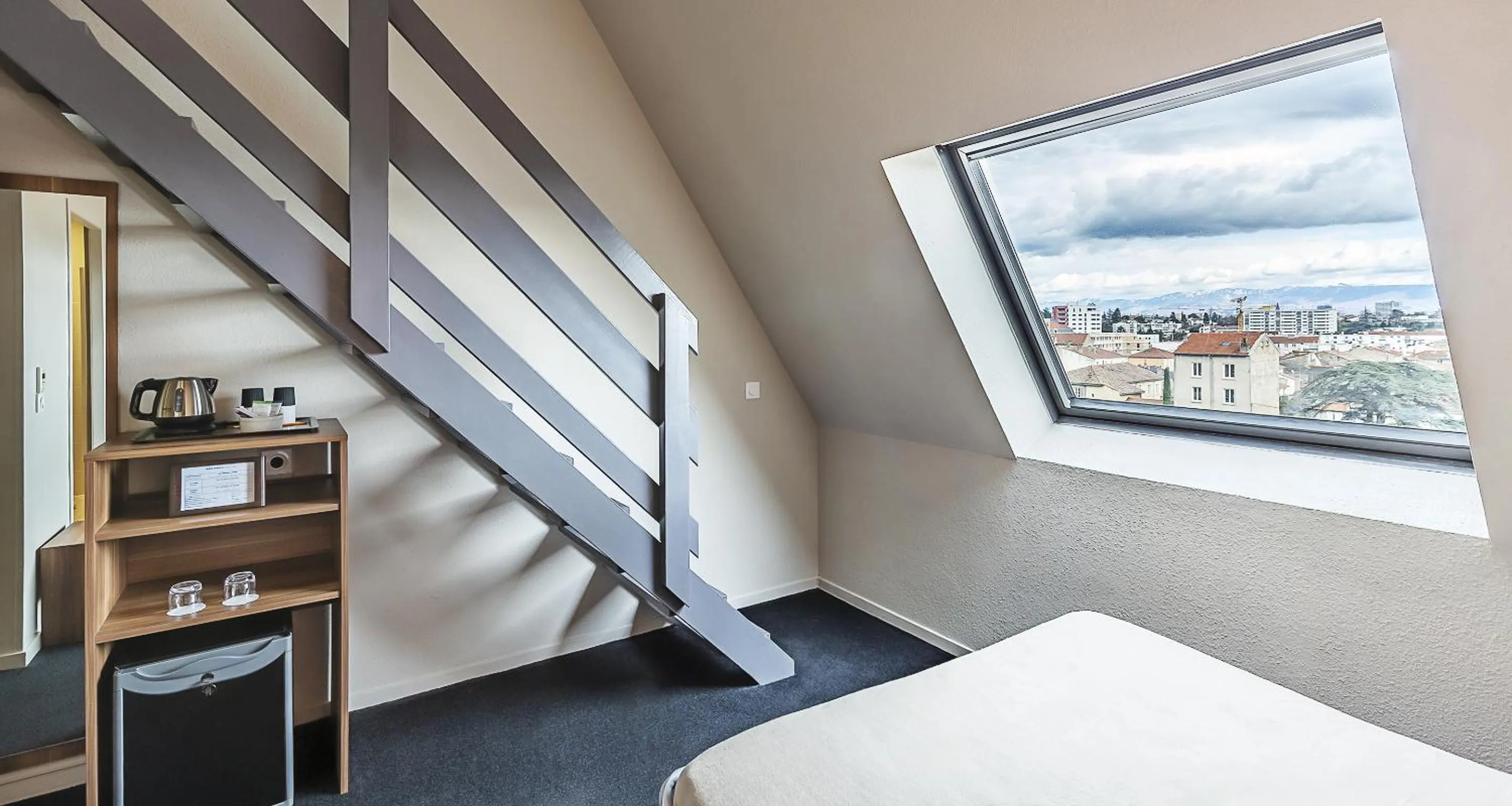 Photo of the whole room, Bed in Best Western Hotel Atrium Valence
