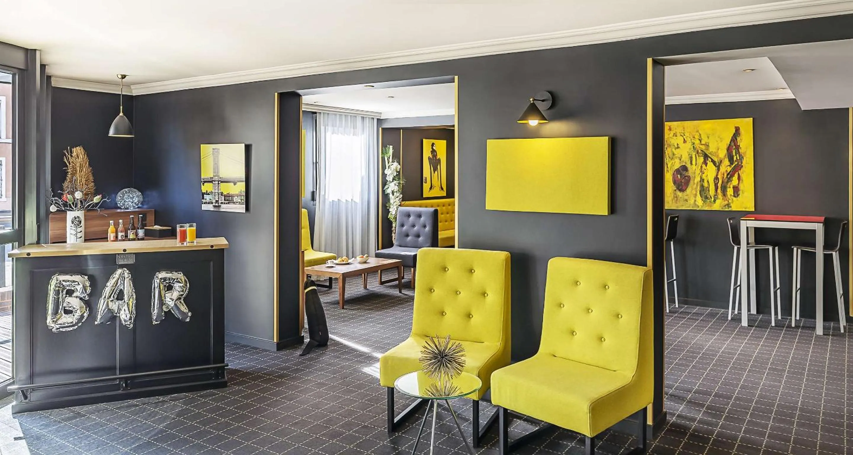 Lobby or reception in Best Western Hotel Atrium Valence