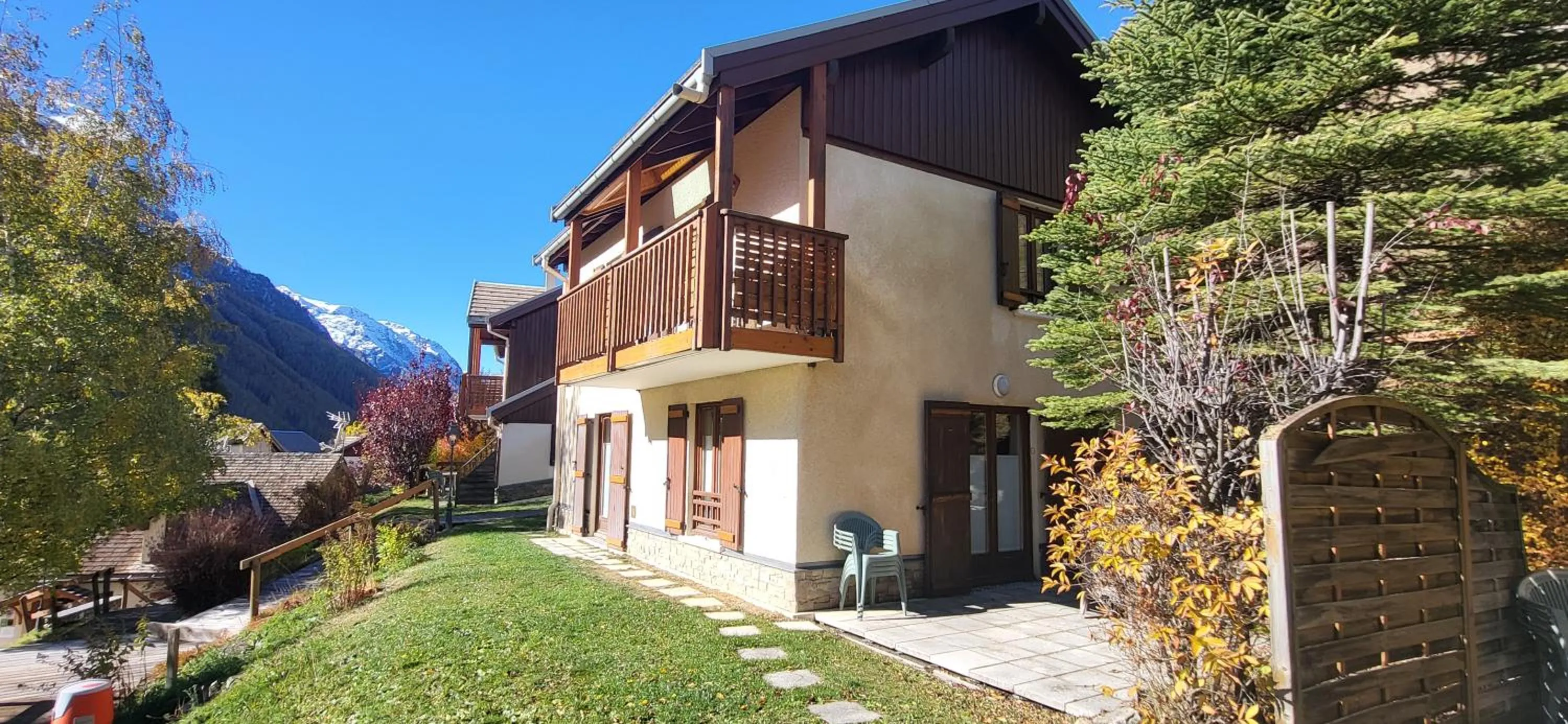 Day in Panoramic Village - Locations vue Glaciers - Chez Philippe