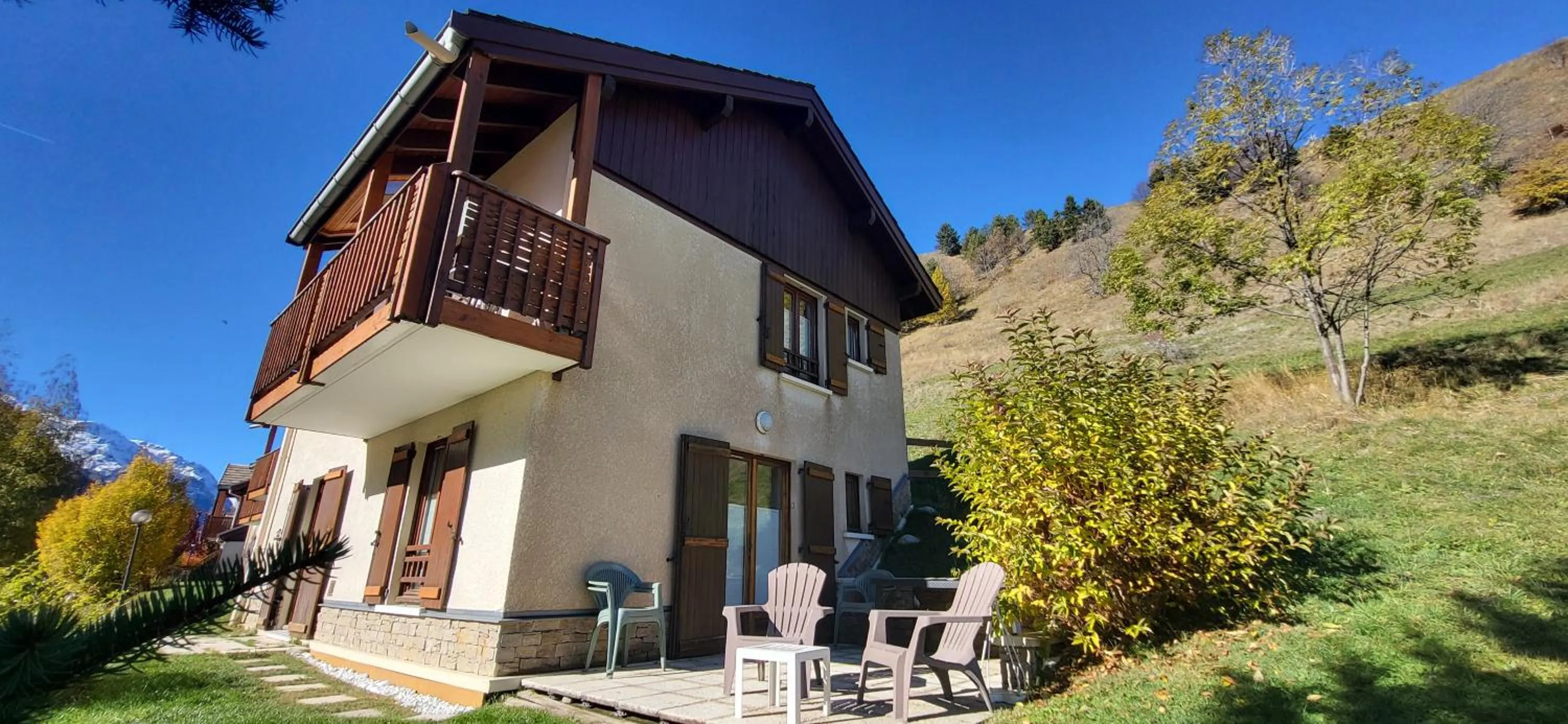 Patio in Panoramic Village - Locations vue Glaciers - Chez Philippe