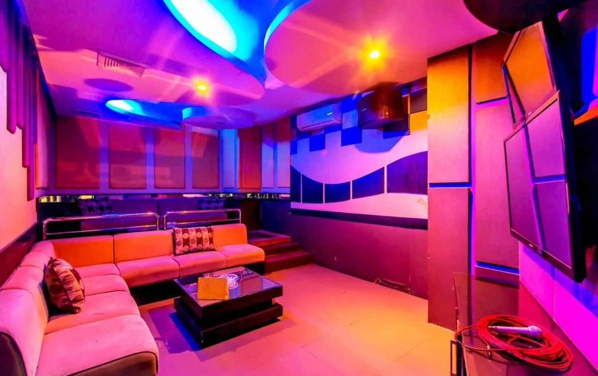 Karaoke in PIA Hotel Bandung