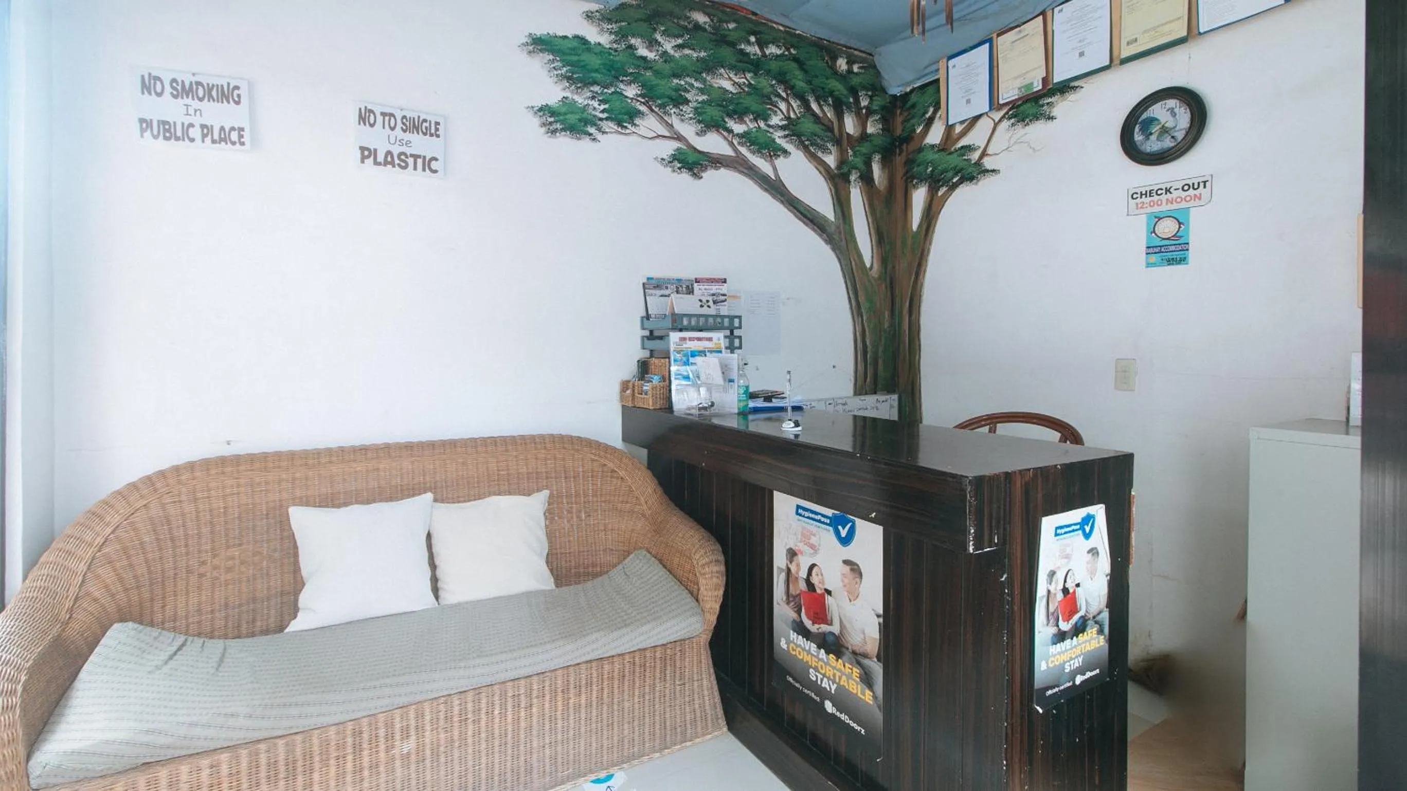 Photo of the whole room, Bed in RedDoorz @ Lualhati Garden Cottage El Nido Palawan