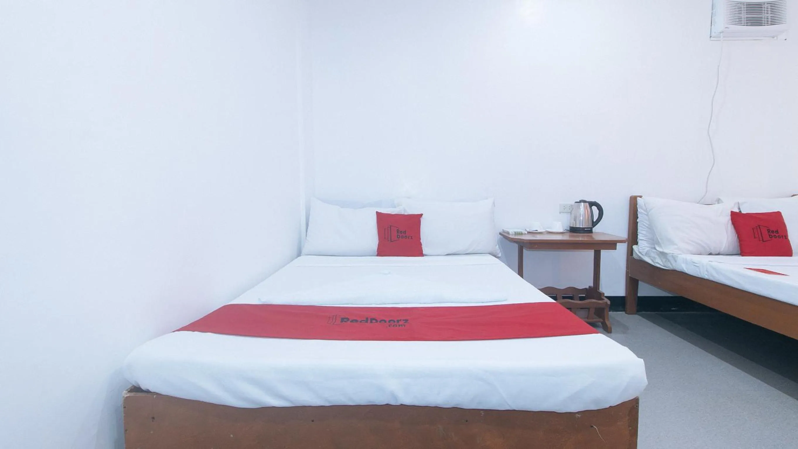 Bed in RedDoorz @ Lualhati Garden Cottage El Nido Palawan