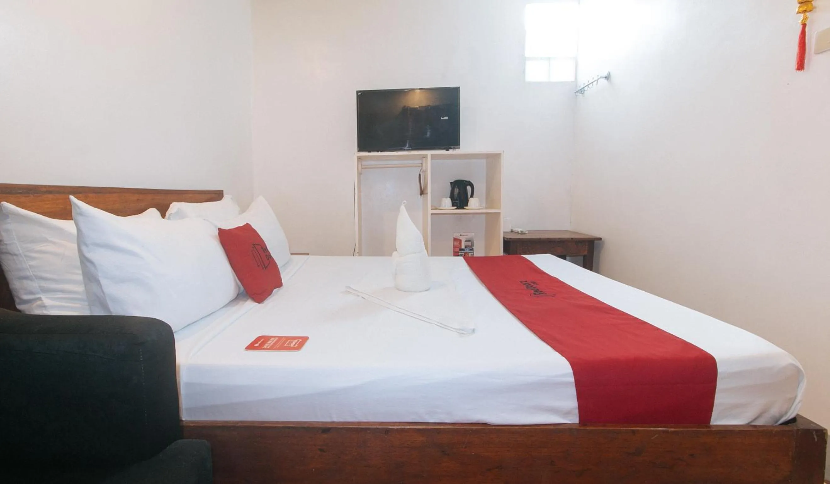 Bed in RedDoorz @ Lualhati Garden Cottage El Nido Palawan