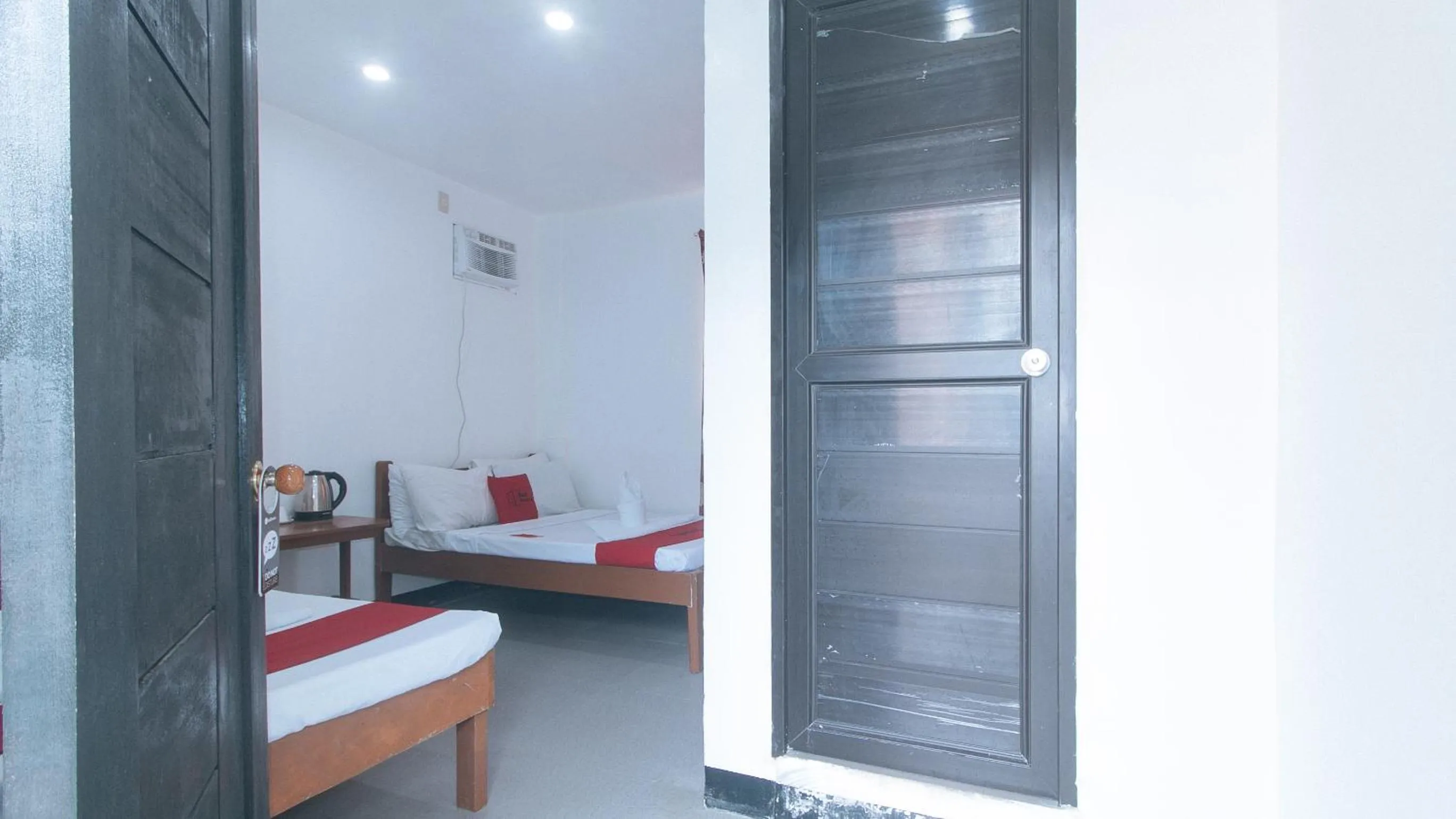 Bed in RedDoorz @ Lualhati Garden Cottage El Nido Palawan
