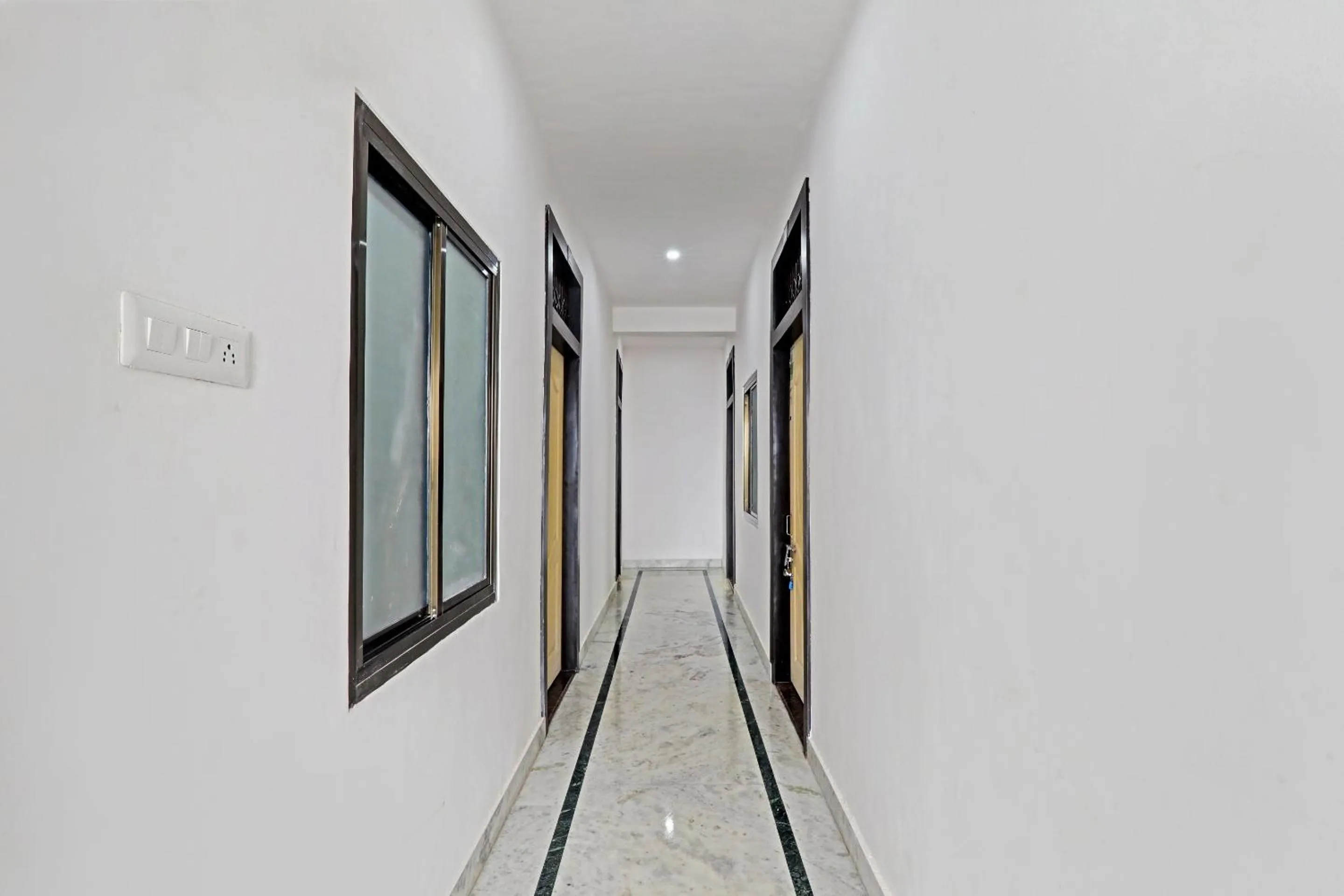 Lobby or reception in Hotel O by OYO Sparrow Nest