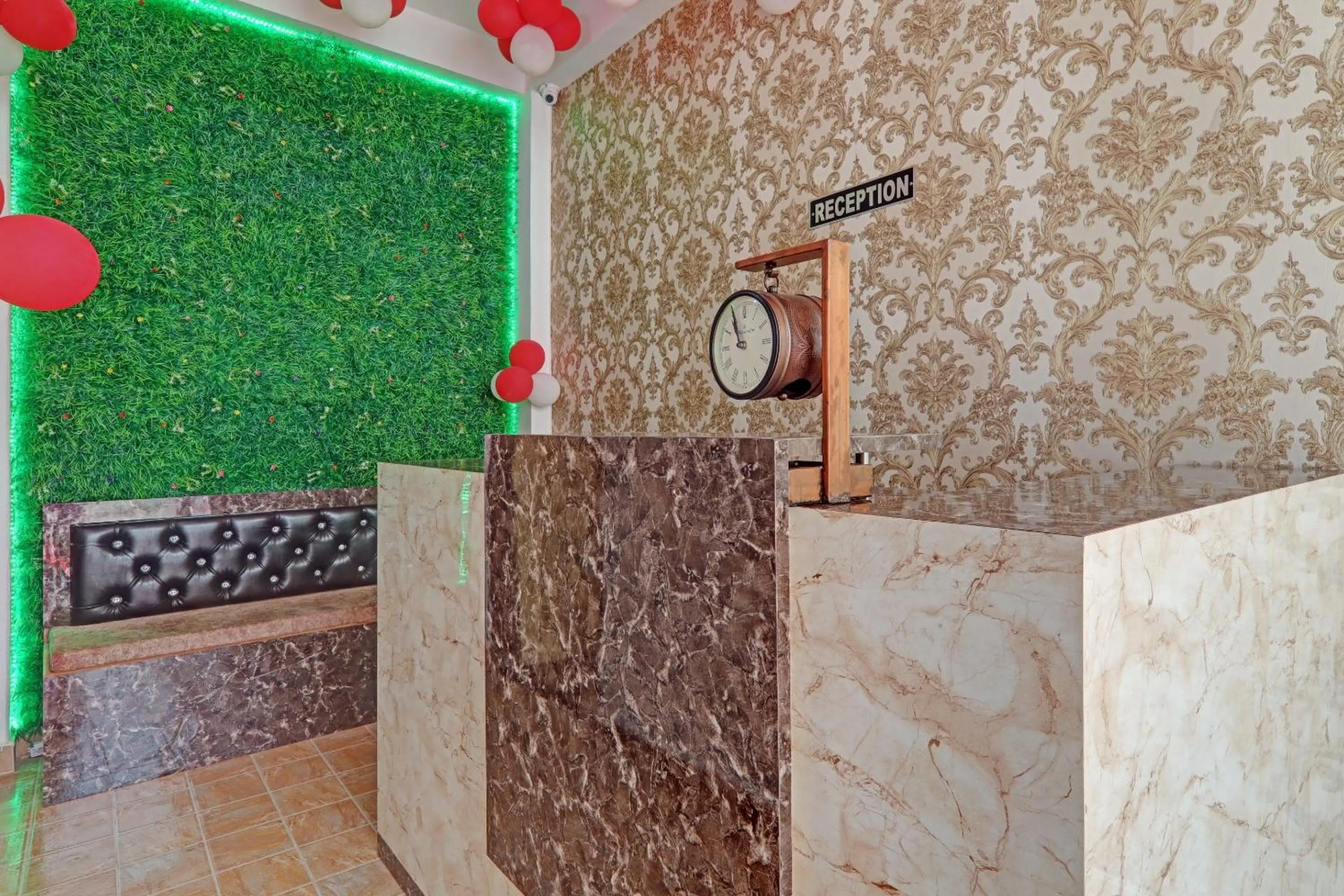 Lobby or reception in Hotel O by OYO Sparrow Nest