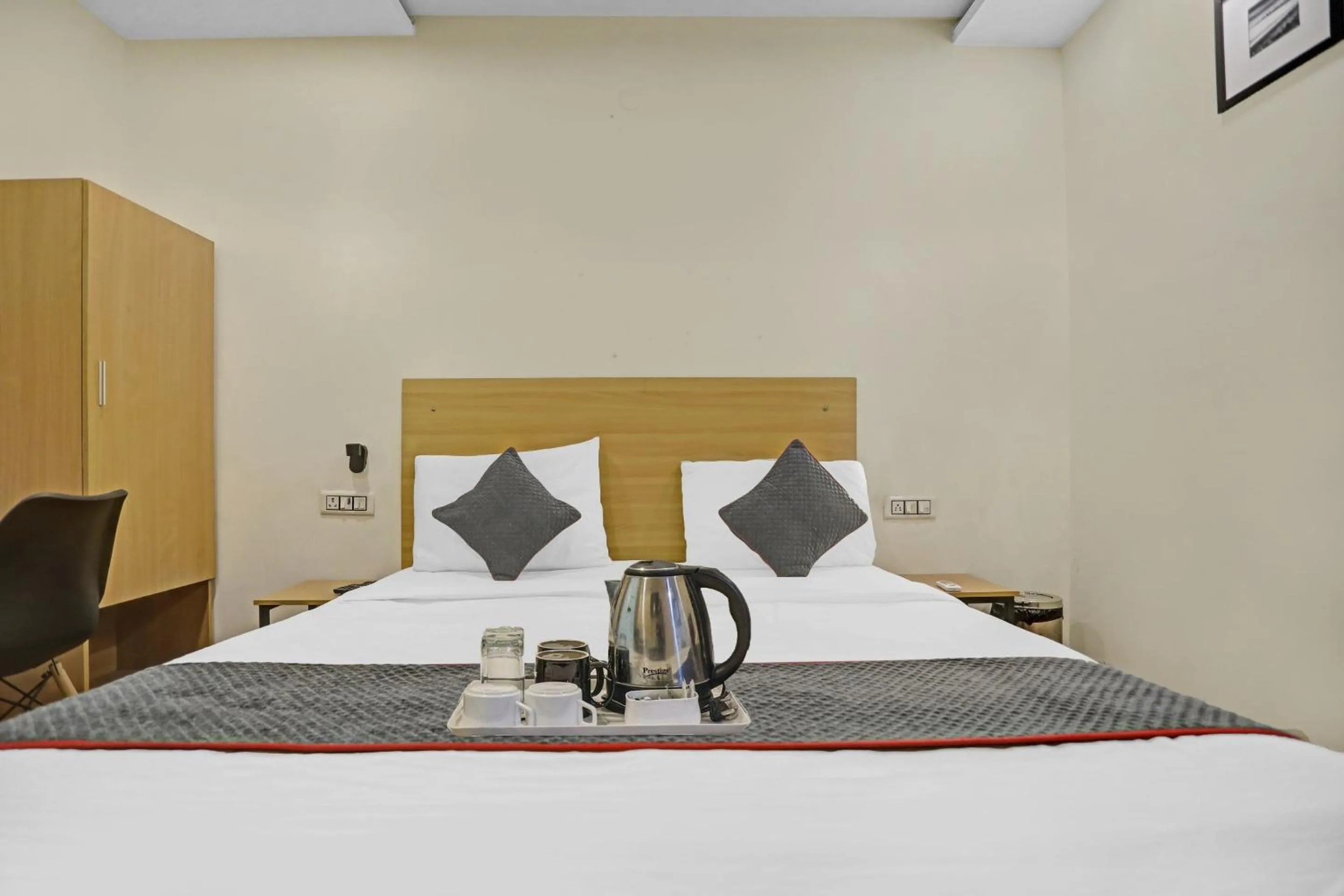 Bedroom, Bed in Super Townhouse Mannat Rohini 16