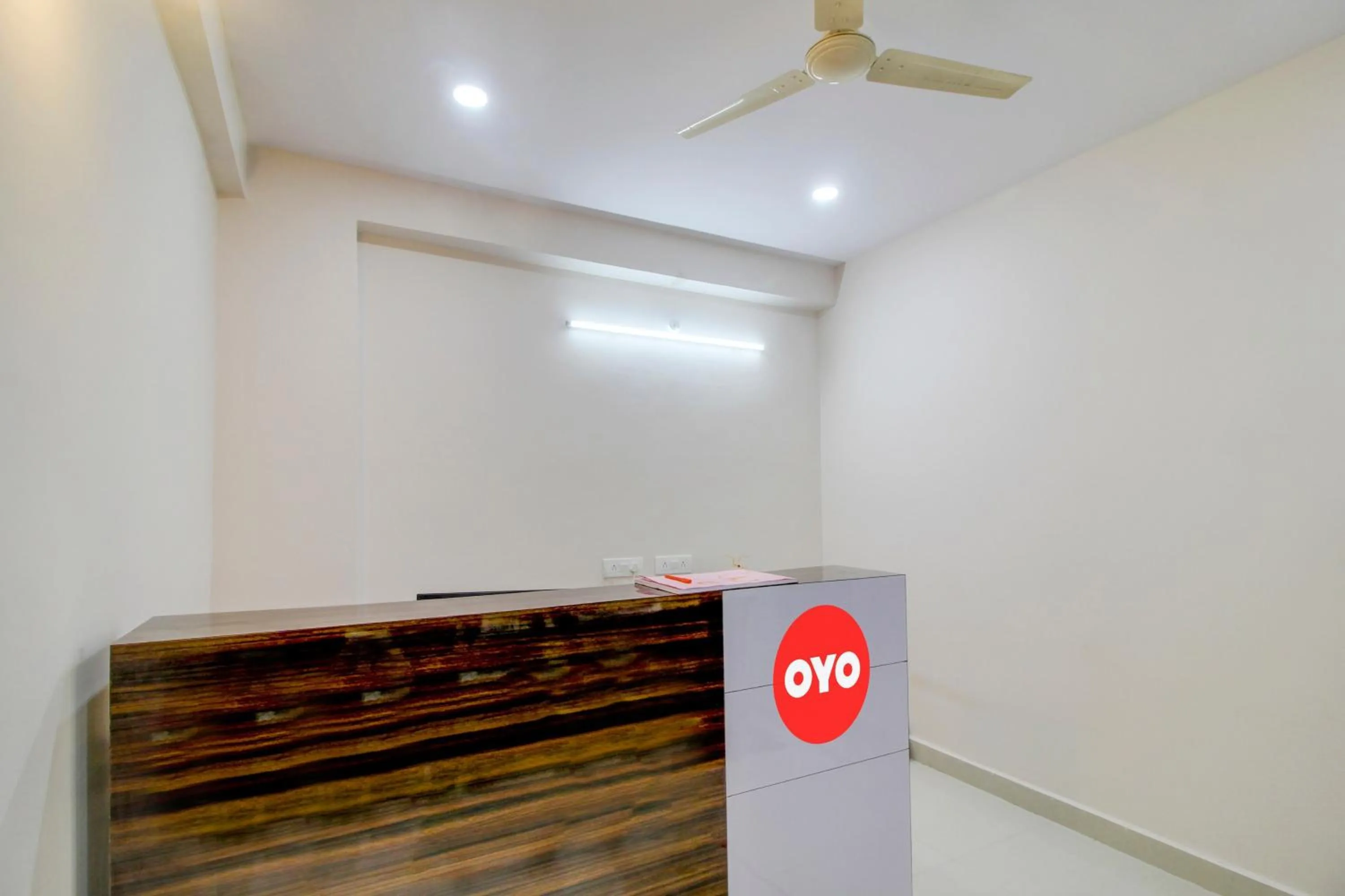 Lobby or reception in Hotel O Holiday