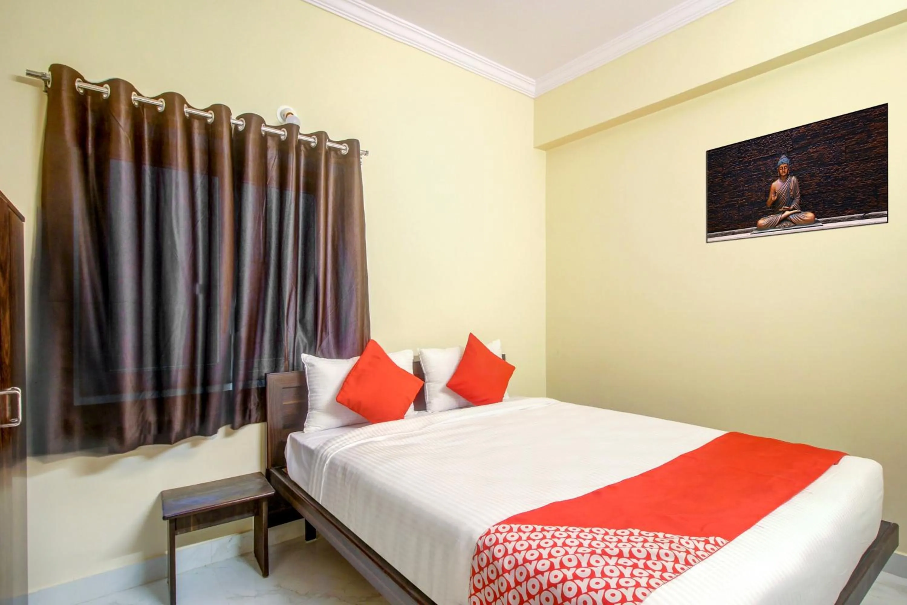 Bedroom in Hotel O Holiday