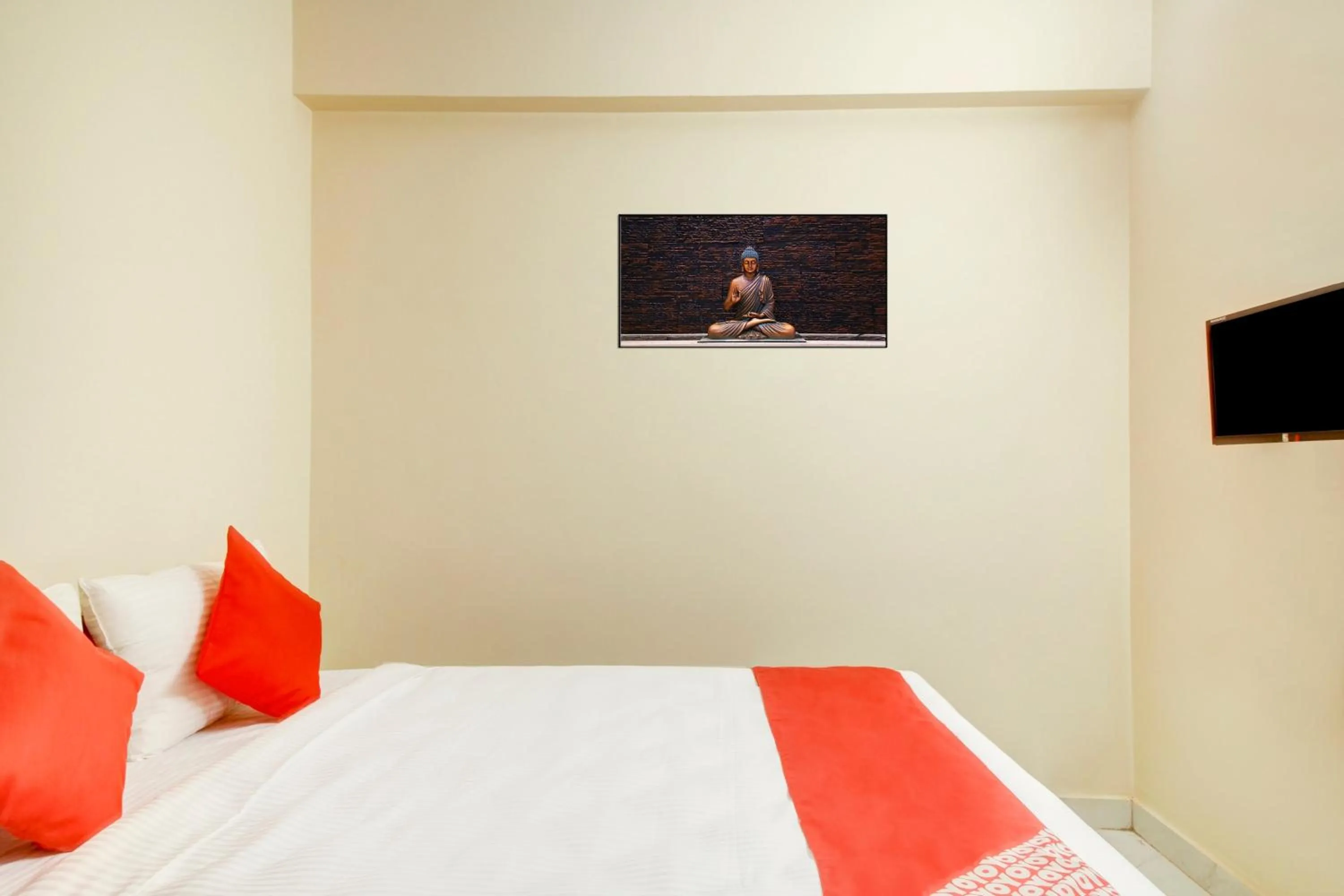 Bedroom in Hotel O Holiday