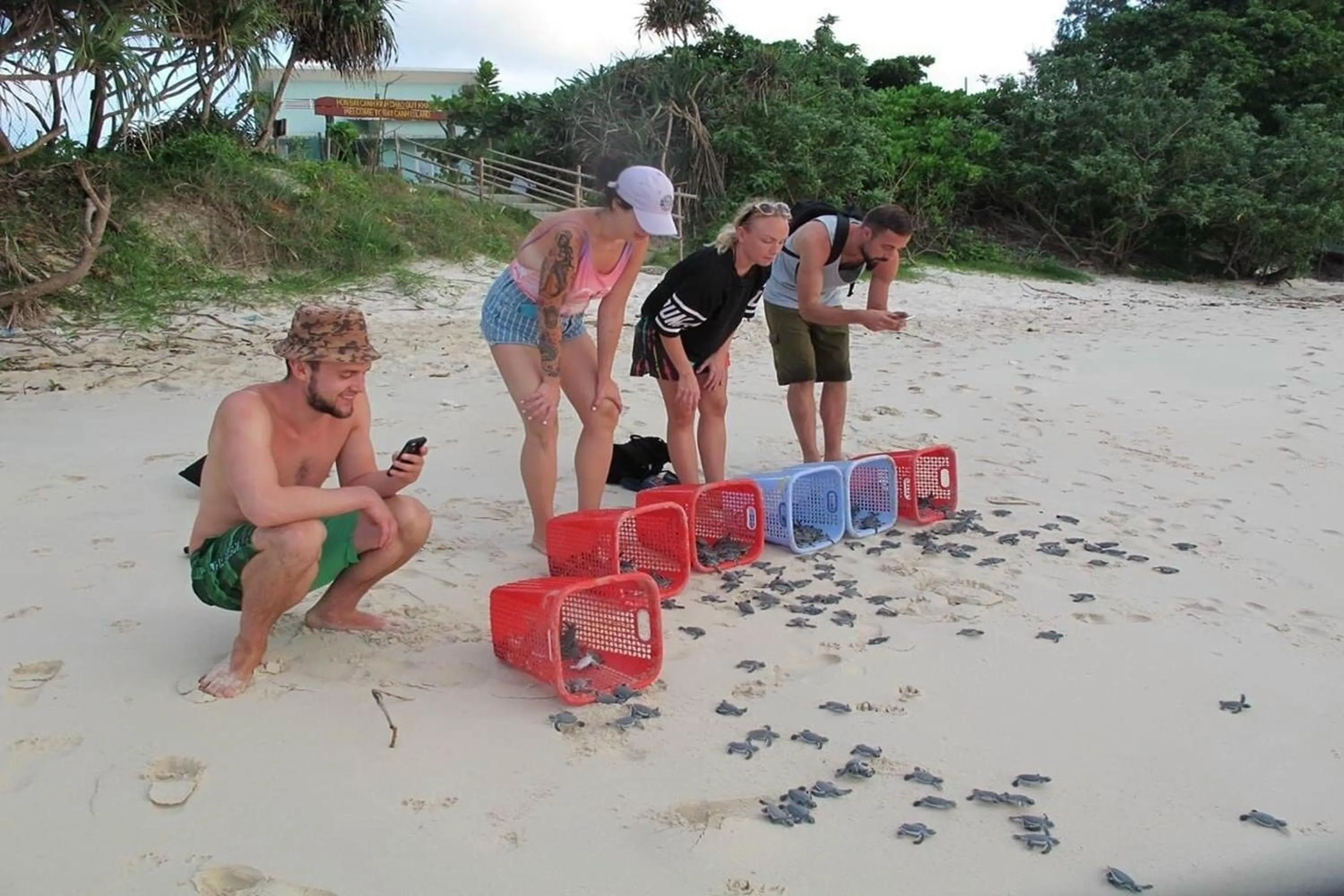 group of guests in Phuc Con Son Hotel