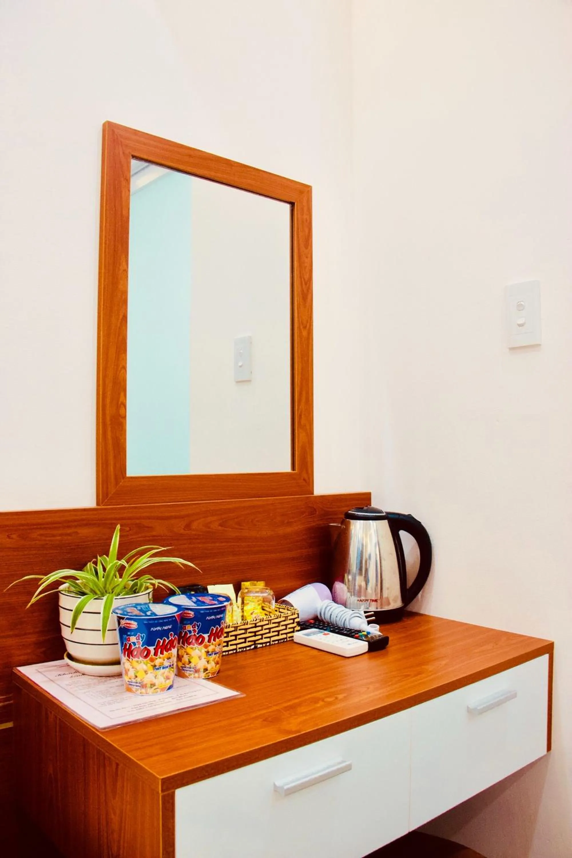 Coffee/tea facilities in Phuc Con Son Hotel