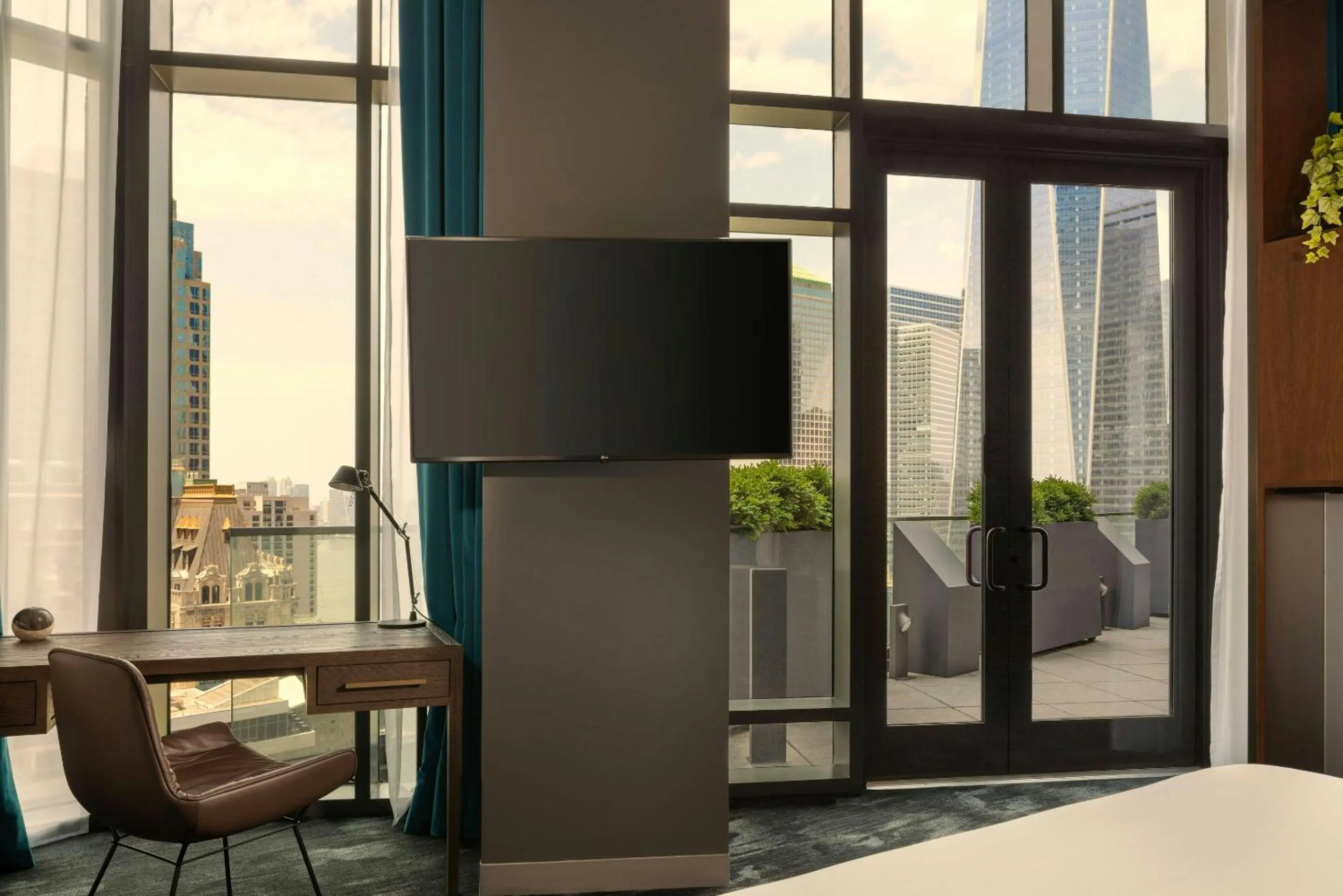 Photo of the whole room in The Cloud One New York-Downtown, by the Motel One Group