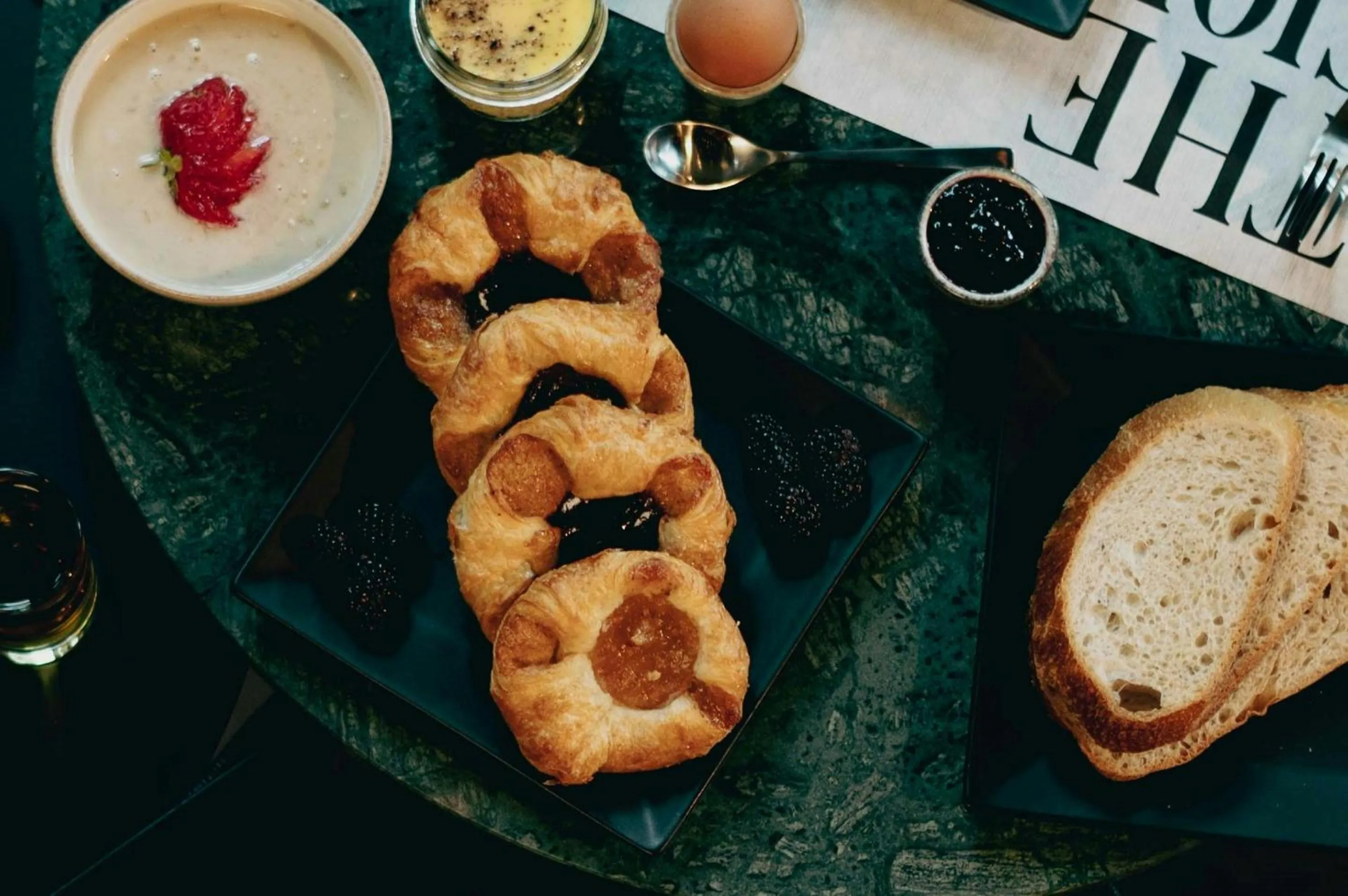Buffet breakfast in The Cloud One New York-Downtown, by the Motel One Group