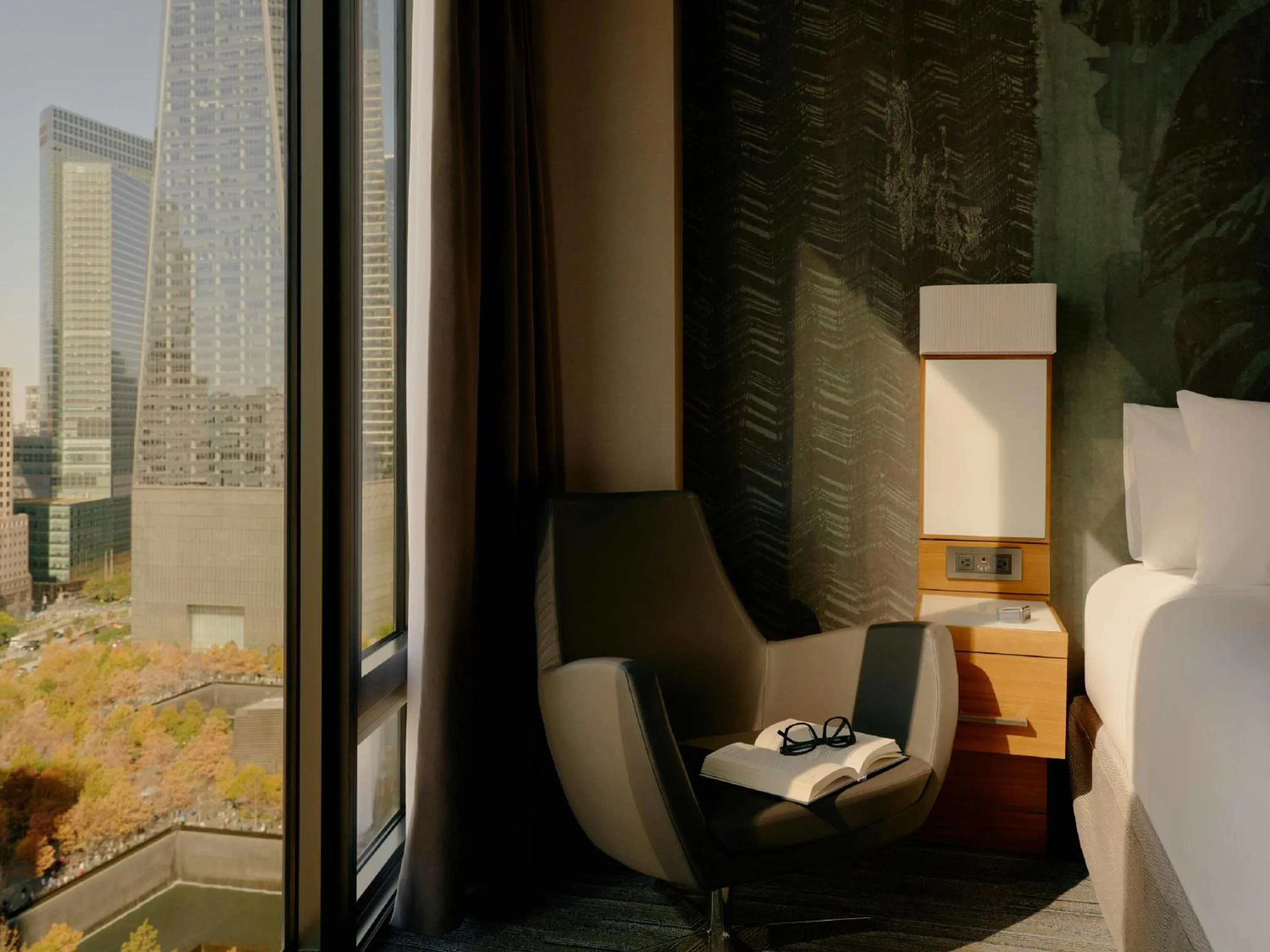 Photo of the whole room in The Cloud One New York-Downtown, by the Motel One Group