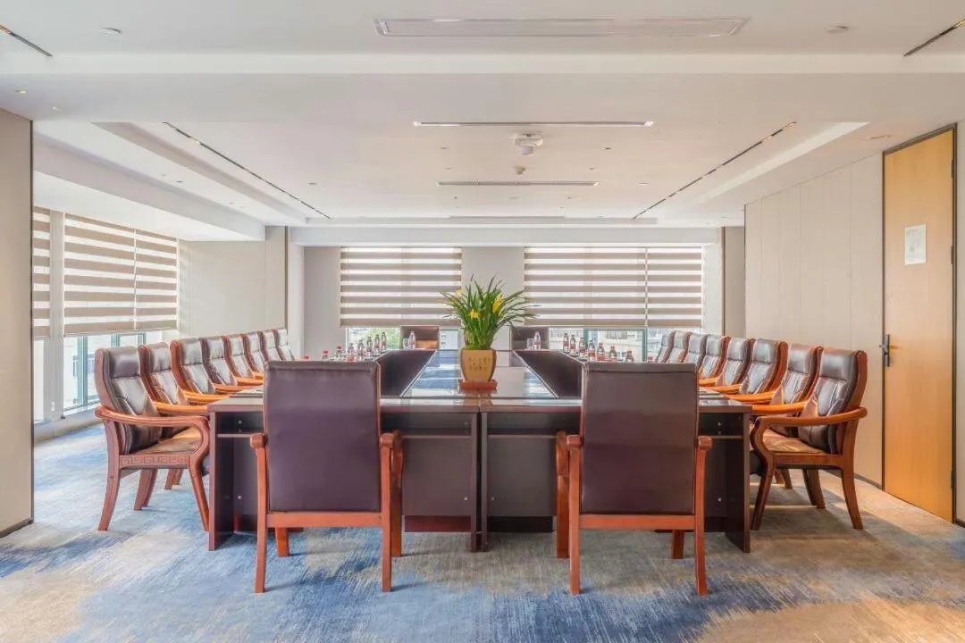 Holiday Inn One Thousand Island Lake by IHG