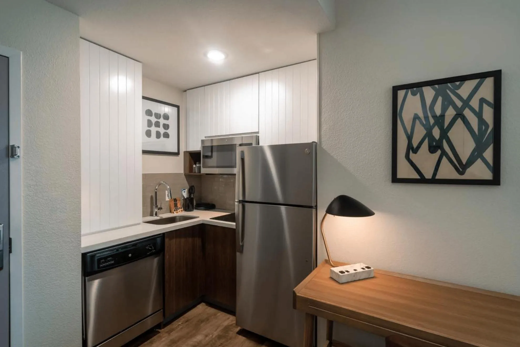 Kitchen or kitchenette in Staybridge Suites - Flowood - NW Jackson by IHG