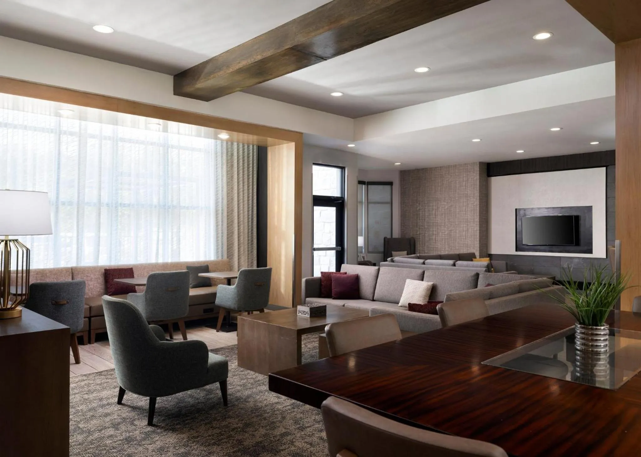 Property building in Staybridge Suites - Flowood - NW Jackson by IHG