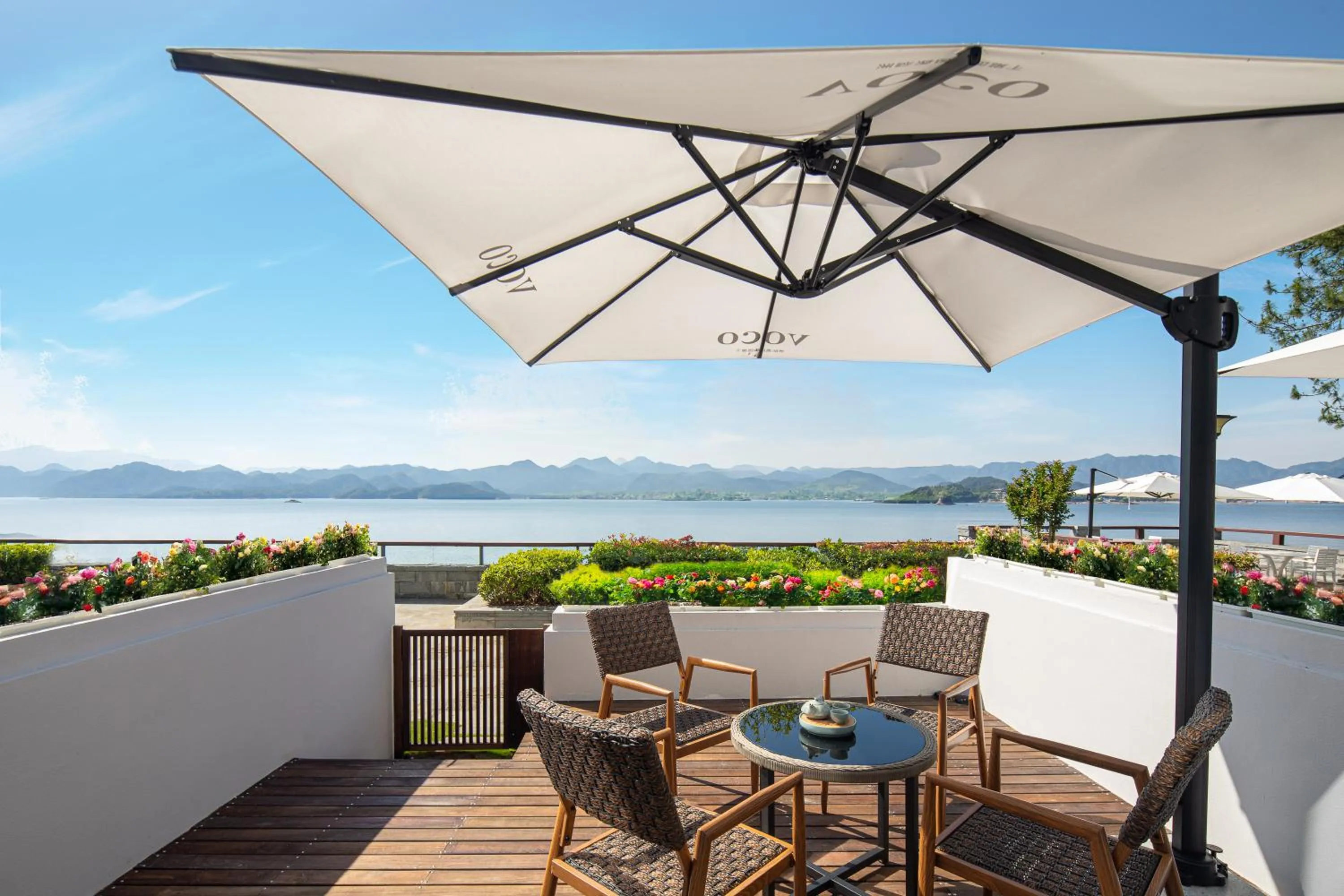 Balcony/Terrace in voco Thousand Island Lake by IHG