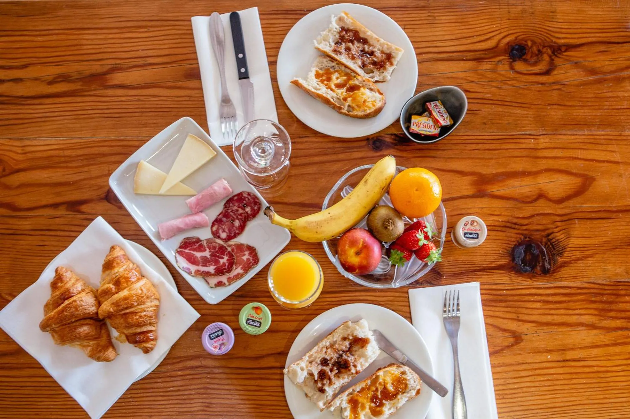 Auberge U n'Antru Versu