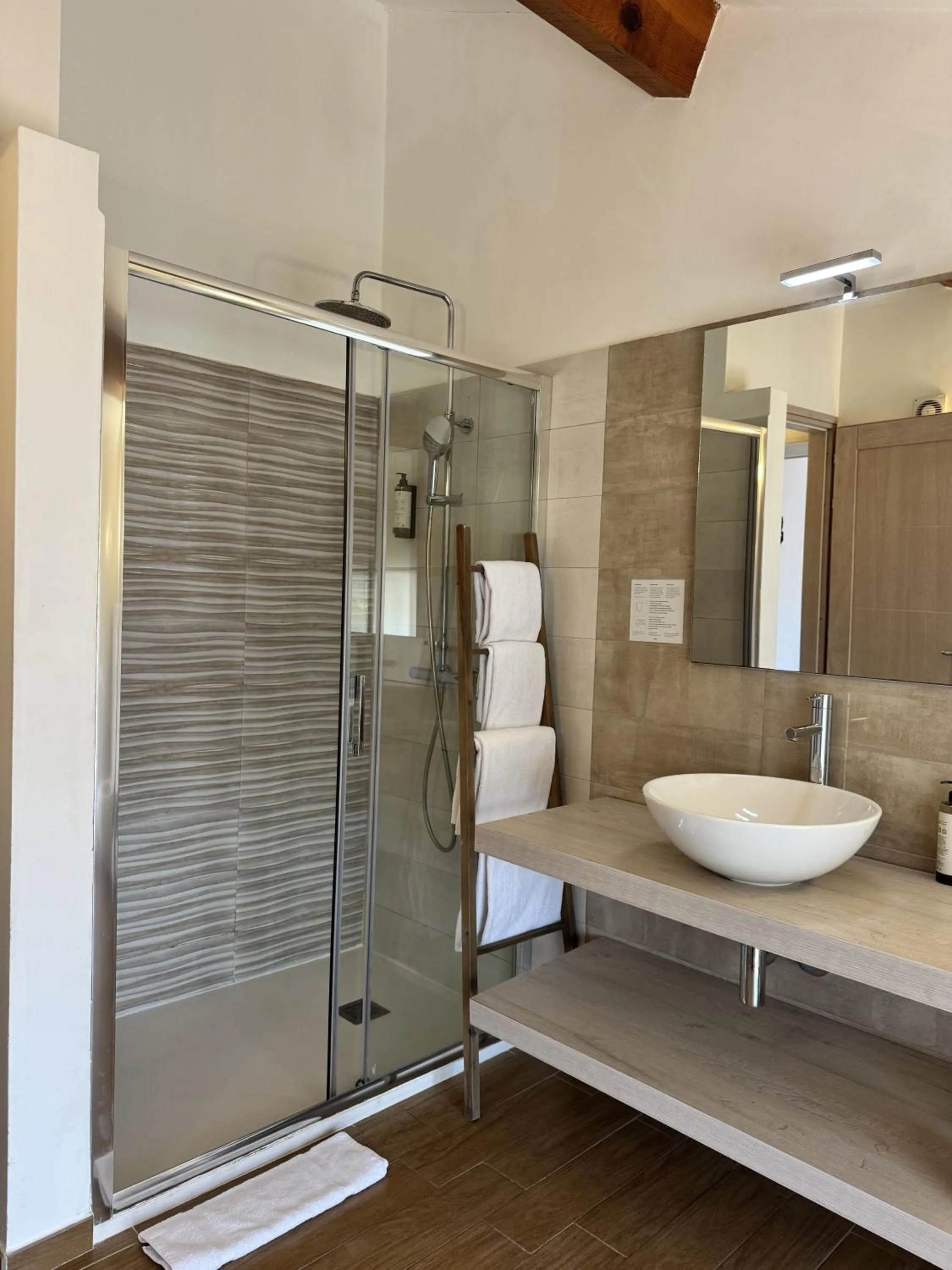 Auberge U n'Antru Versu