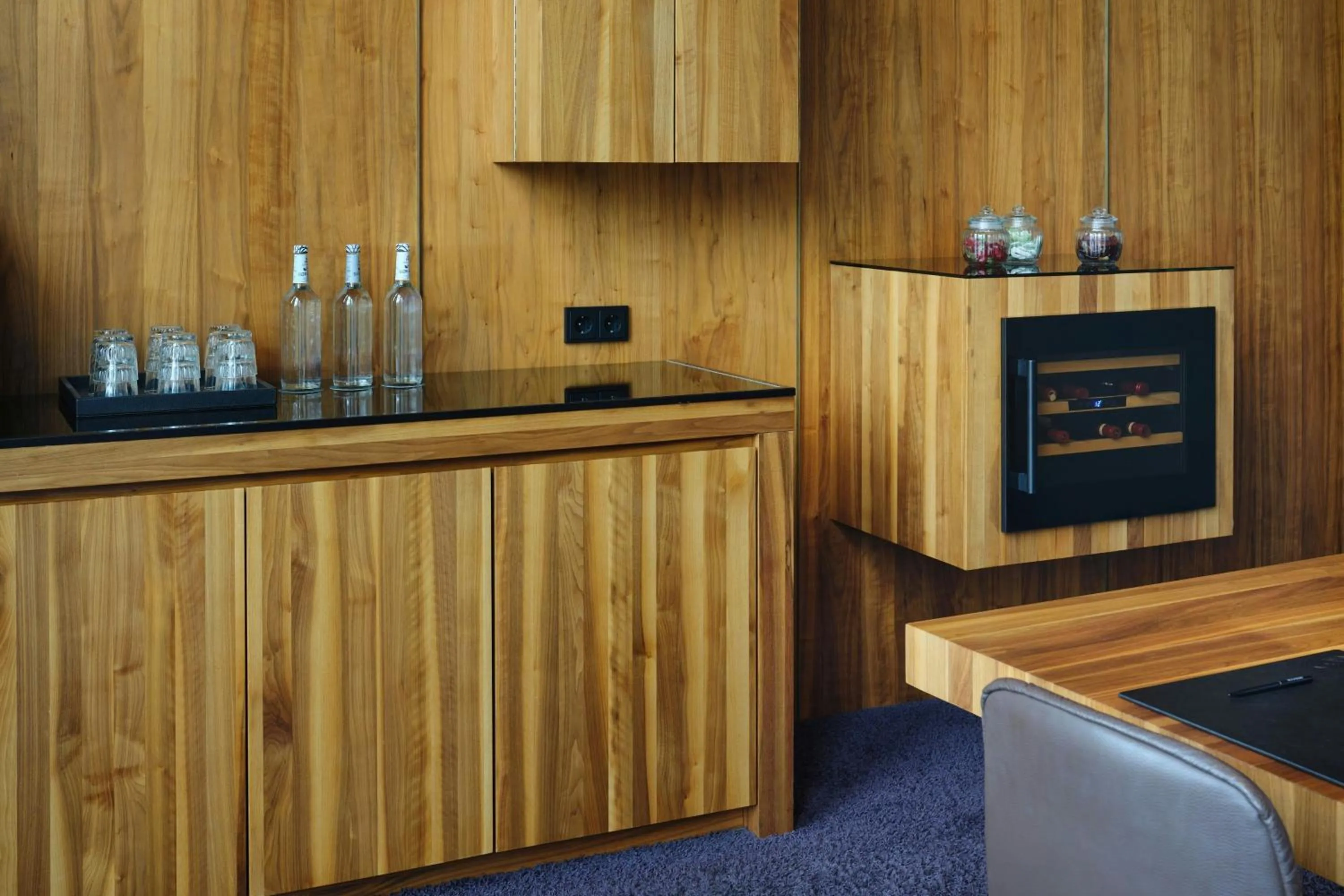 Meeting/conference room in Roomers Frankfurt Central, Autograph Collection