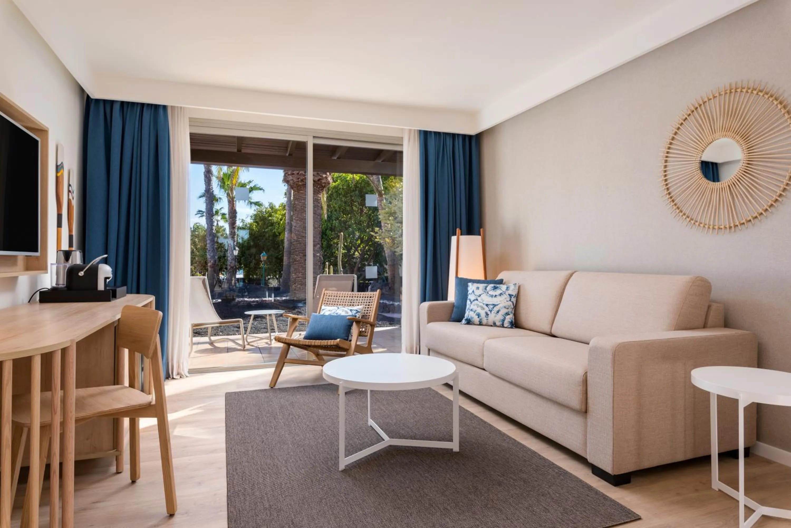 Living room in Barceló Fuerteventura Royal Level - Adults Only