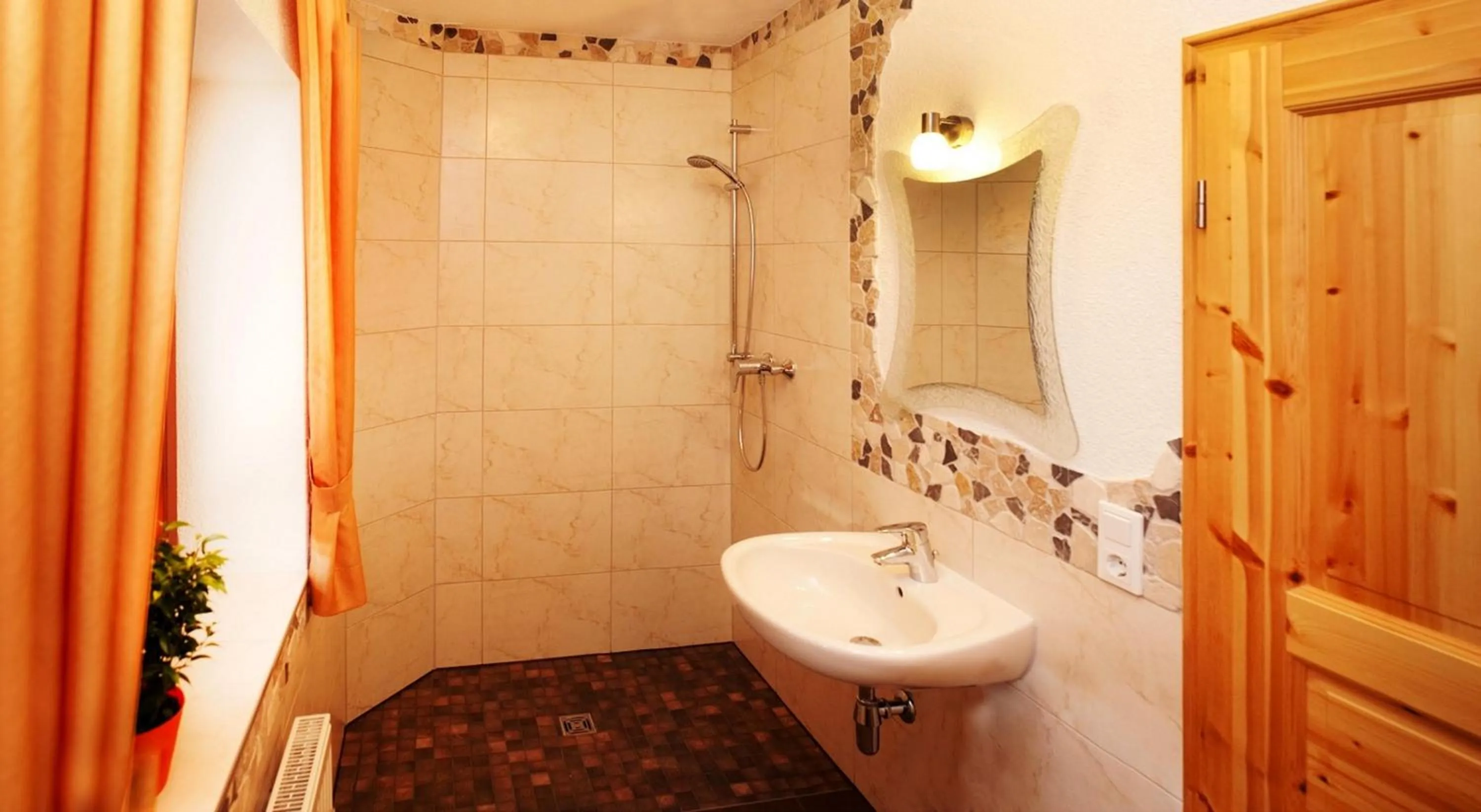 Bathroom in Gaestehaeuser Am Nibelungensteig