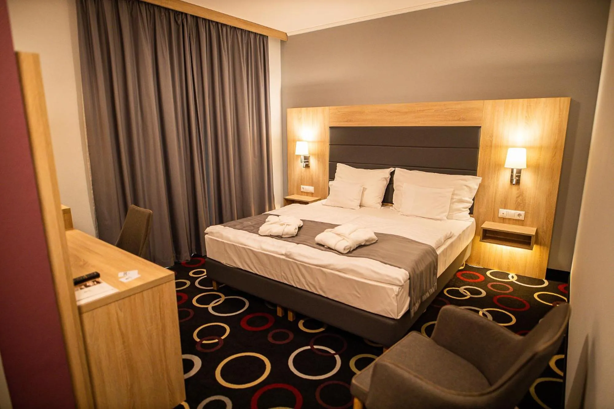 Photo of the whole room, Bed in Garden Hotel Wellness és Konferencia