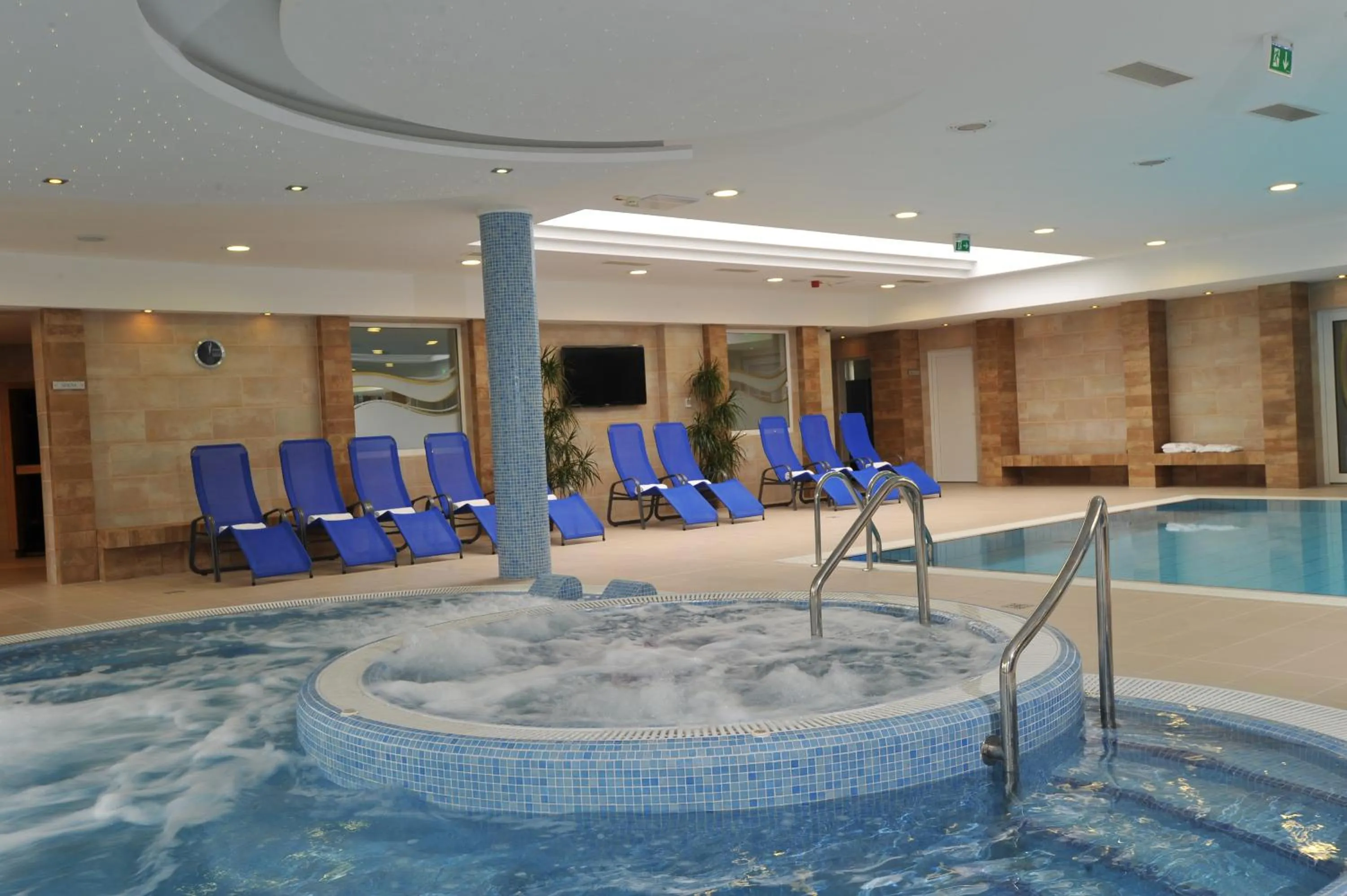 Spa and wellness centre/facilities in Garden Hotel Wellness és Konferencia