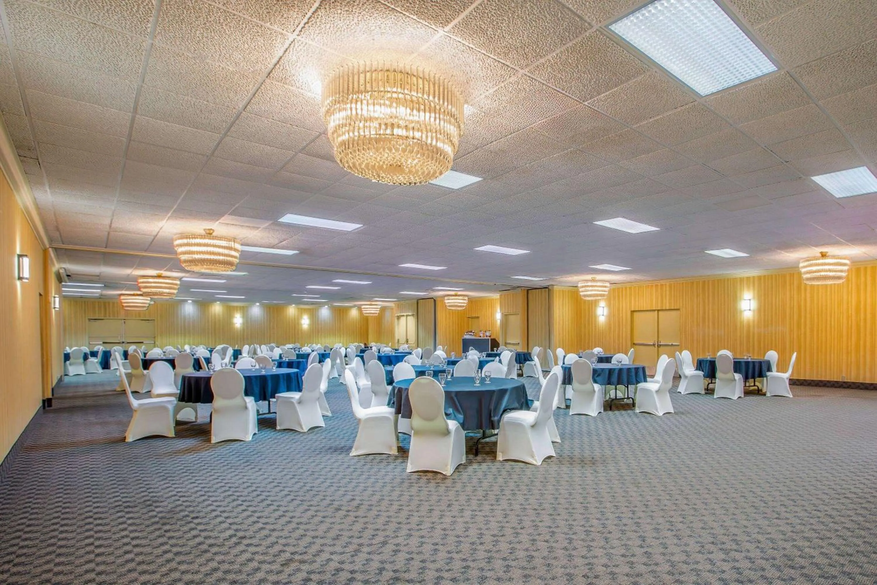 wedding in Days Inn by Wyndham Sudbury & Conference Centre