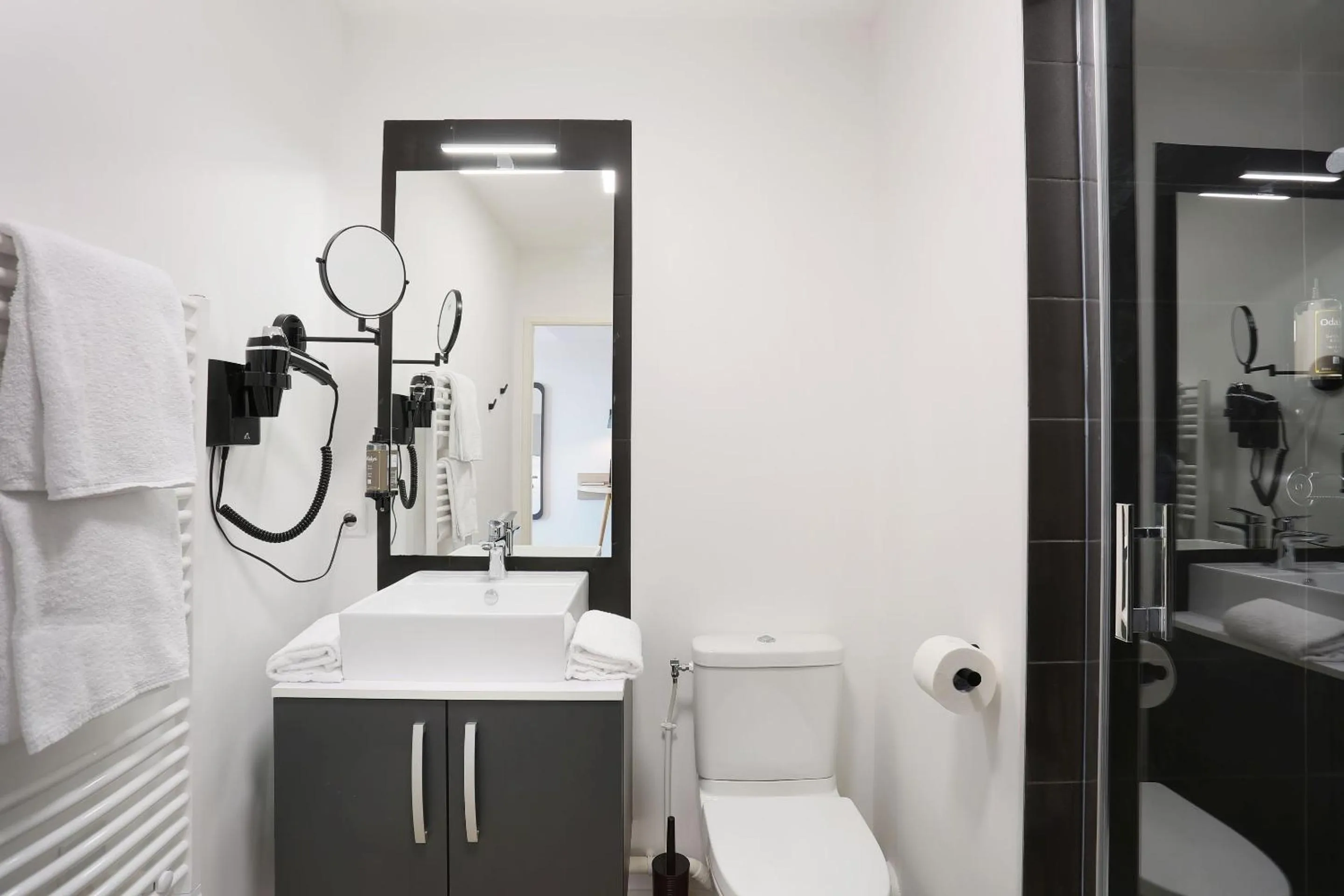 Bathroom in Appart Hotel Odalys City Toulouse Centre Compans Caffarelli