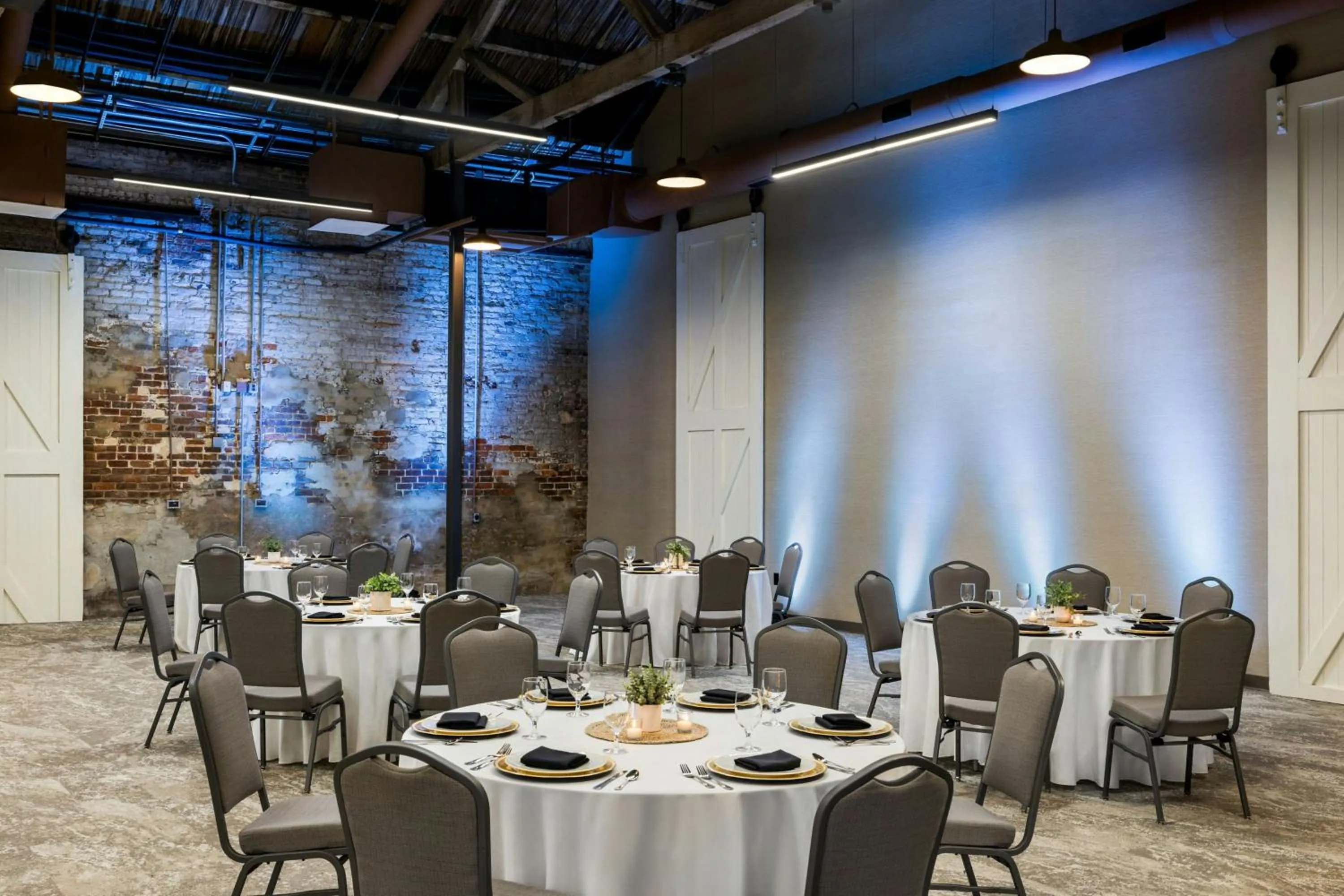 Meeting/conference room in Aloft Wilmington at Coastline Center