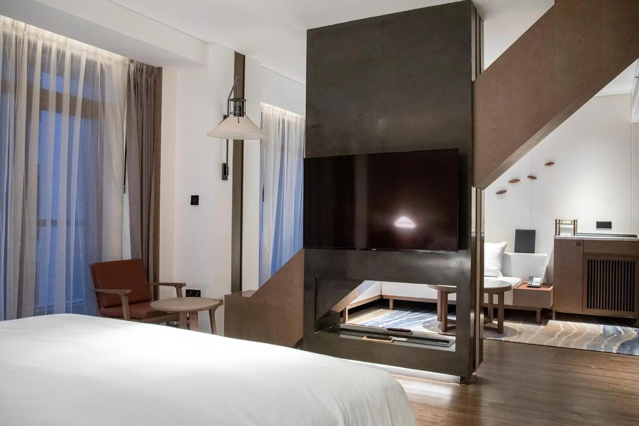 Photo of the whole room, Bed in Beijing Marriott Hotel Yanqing