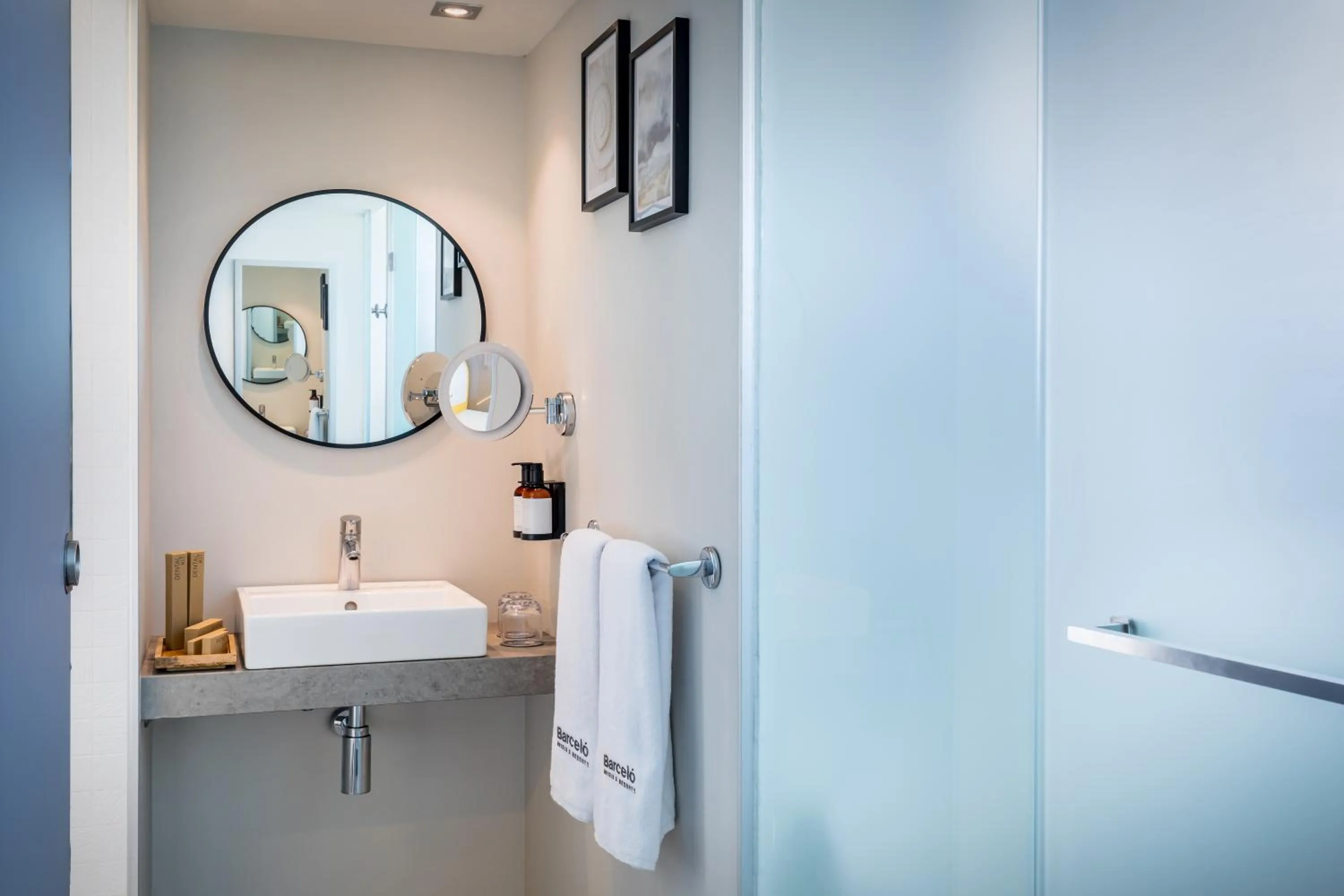 Shower in Barceló Margaritas Royal Level Adults Only