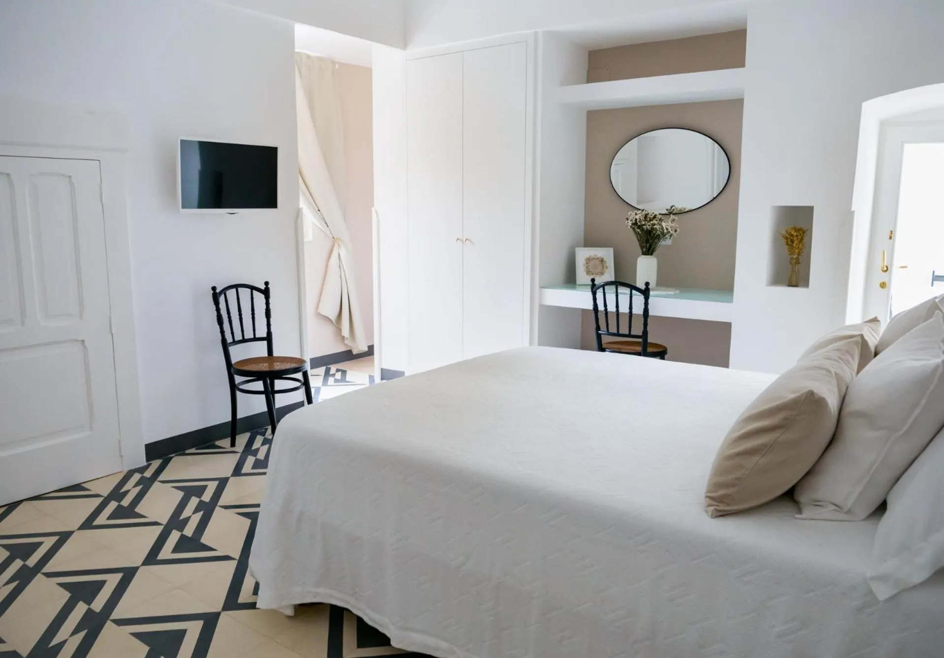 Bed in Villa Aurelia Suites and Apartments