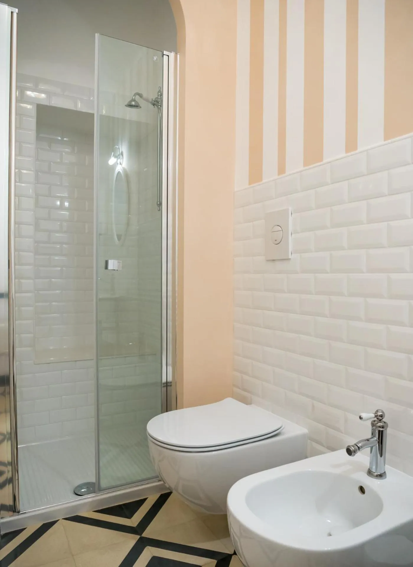 Shower in Villa Aurelia Suites and Apartments