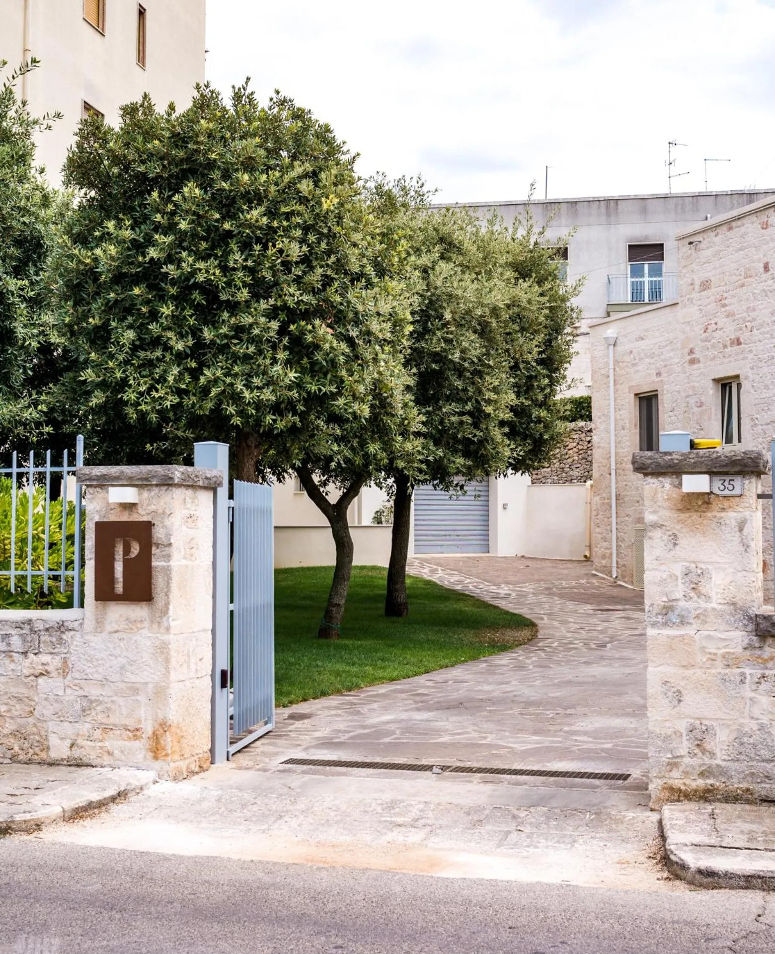 Property building in Villa Aurelia Suites and Apartments