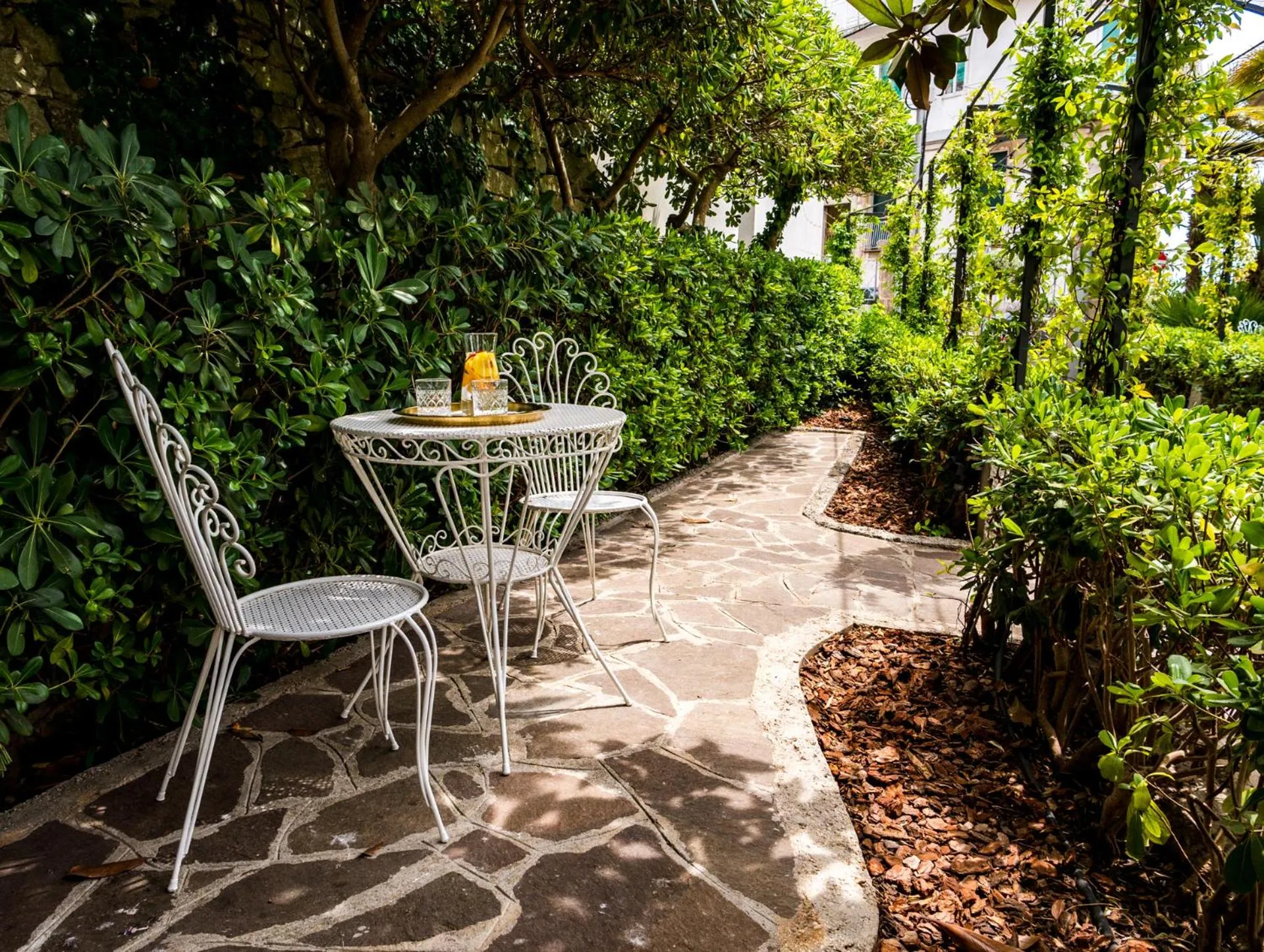 Villa Aurelia Suites and Apartments