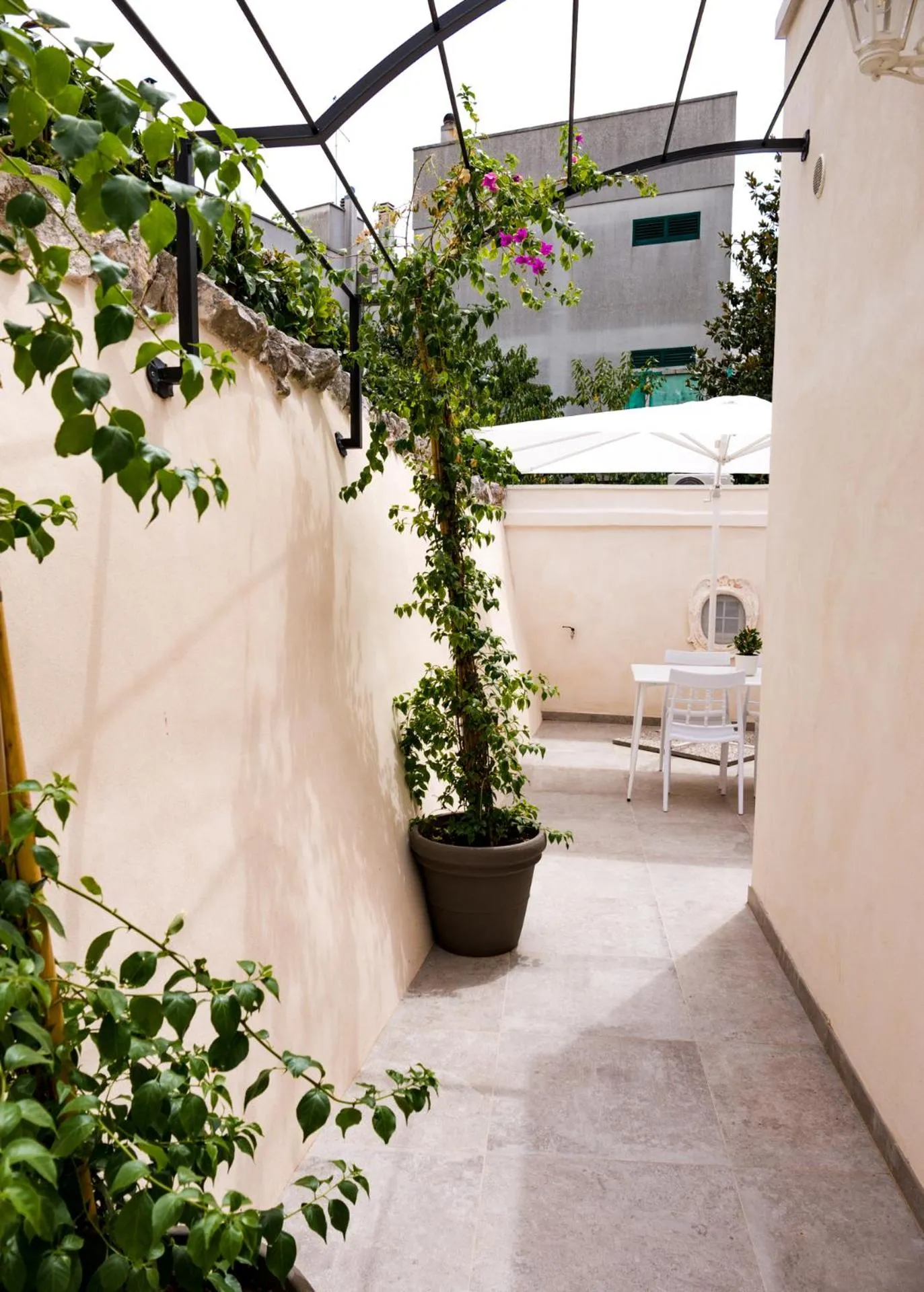 Patio in Villa Aurelia Suites and Apartments