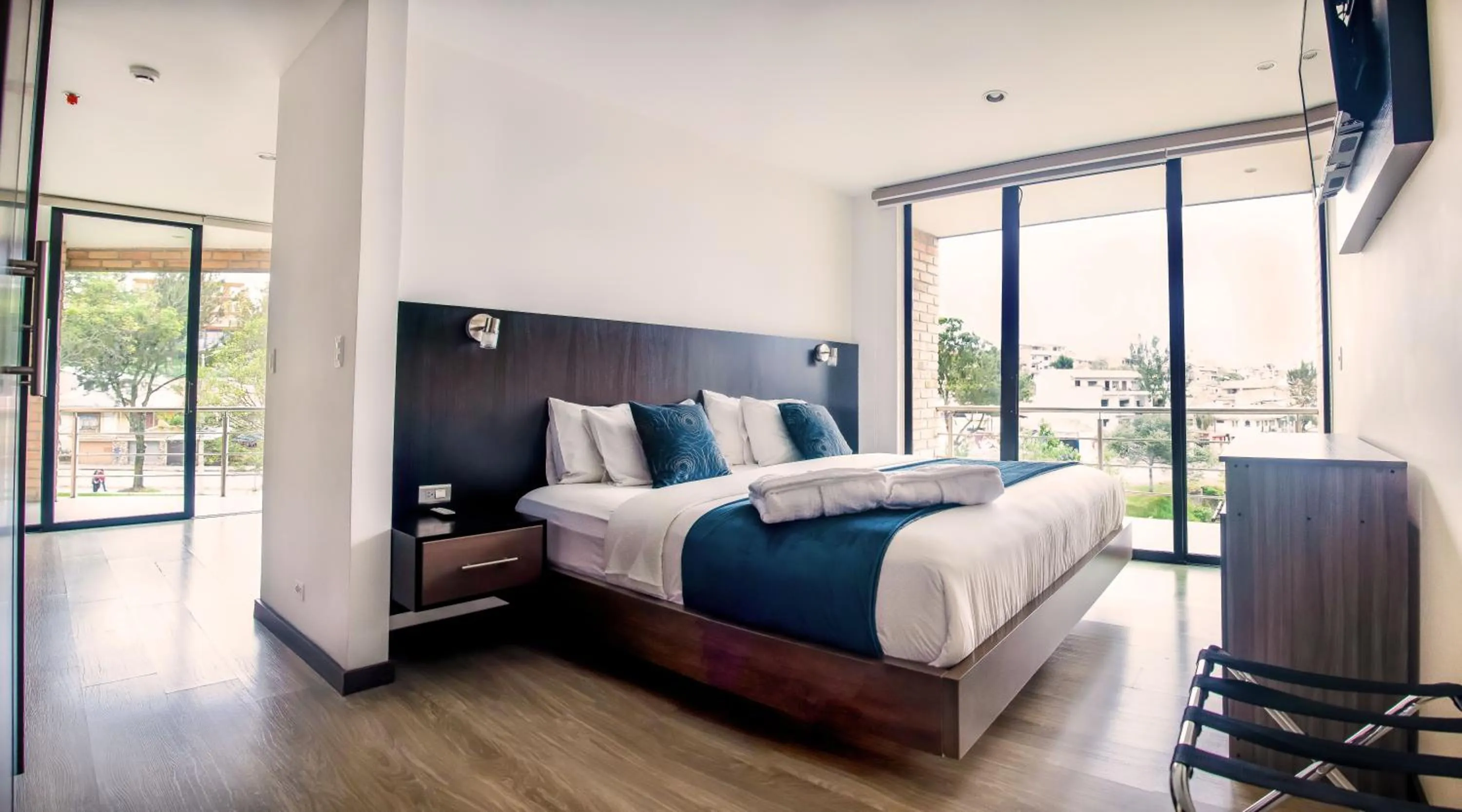 Bed in Hotel & Suites en Cuenca, Venue Batán