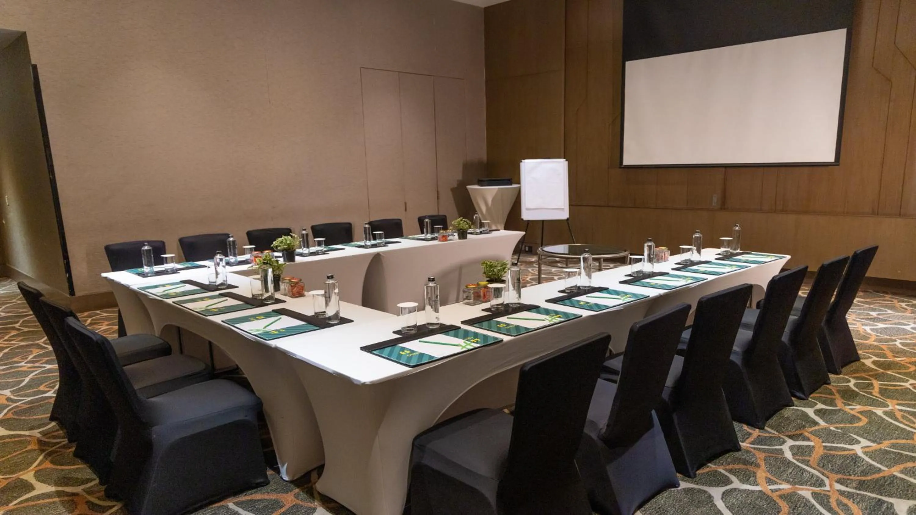 Meeting/conference room in Holiday Inn New Delhi Aerocity by IHG