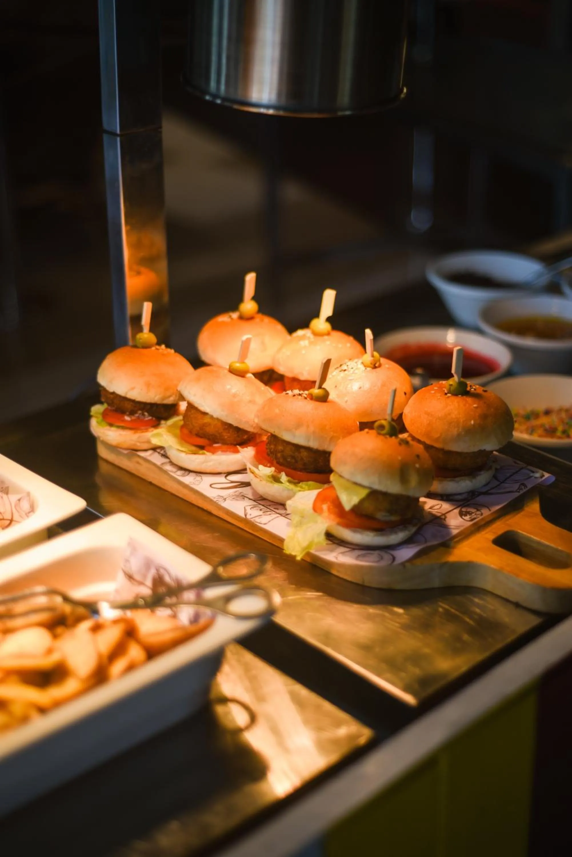 Breakfast in Holiday Inn New Delhi Aerocity by IHG