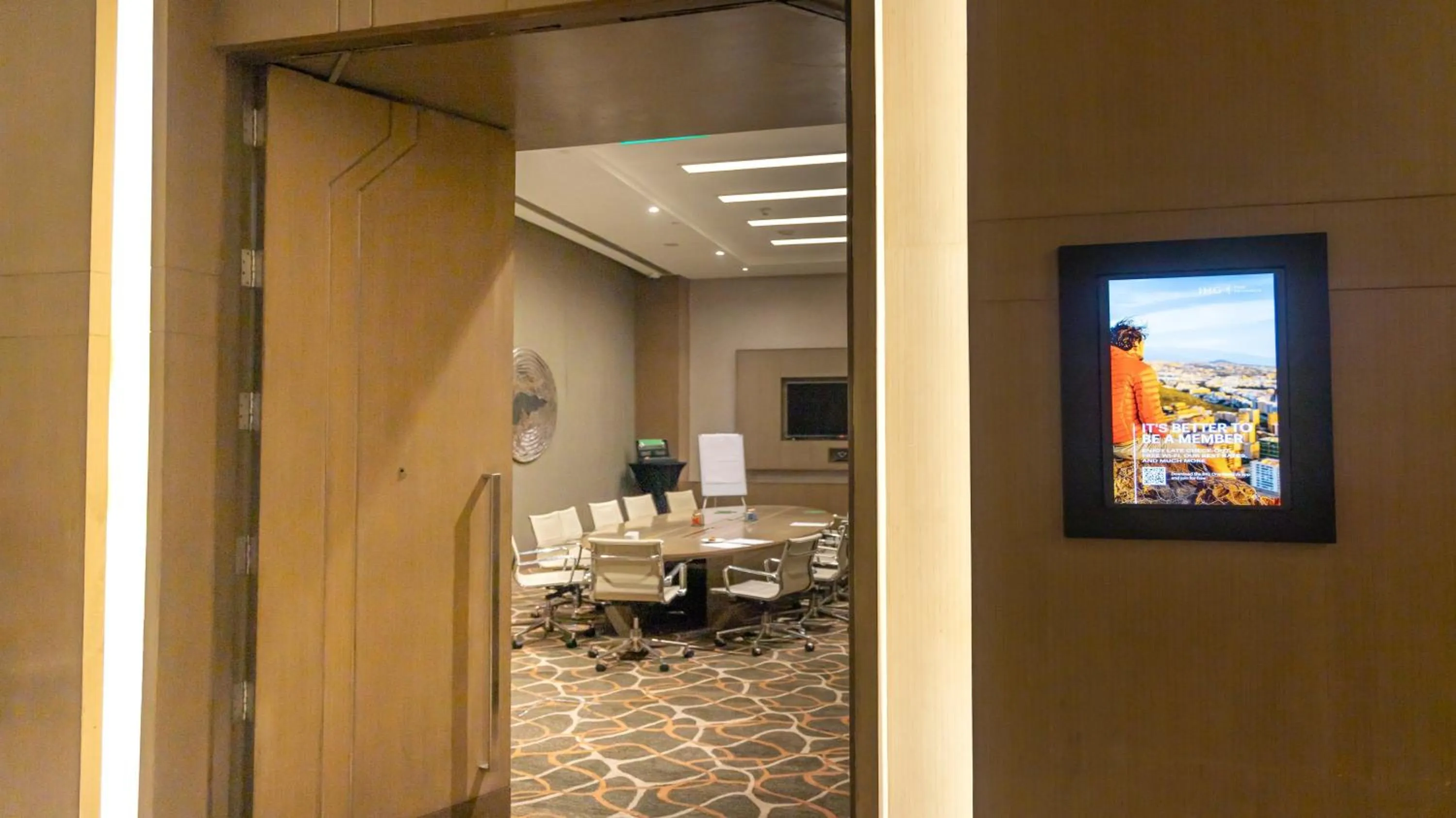 Meeting/conference room in Holiday Inn New Delhi Aerocity by IHG