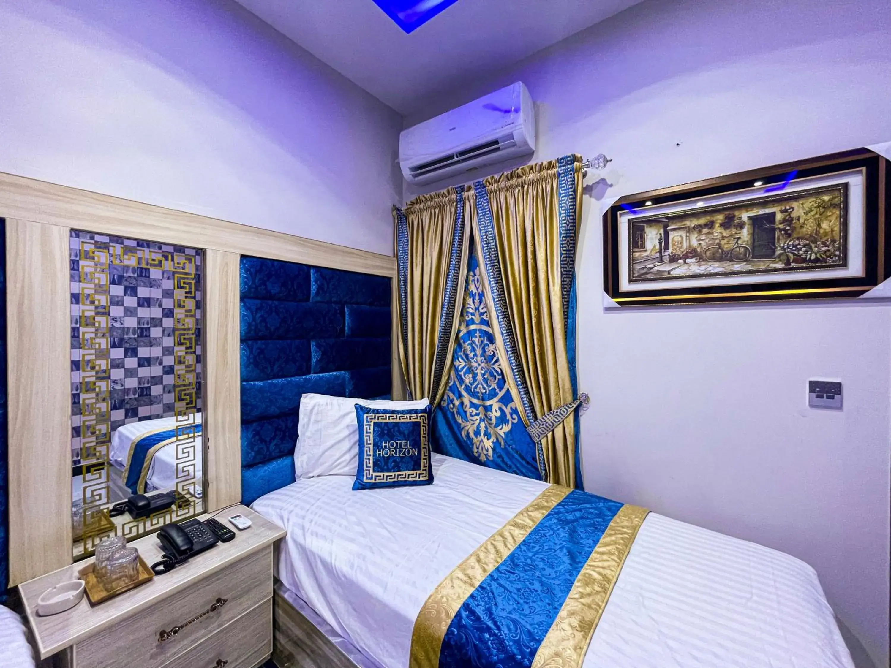 Deluxe Twin Room in Horizon Hotel Deluxe Twin Room in Horizon Hotel